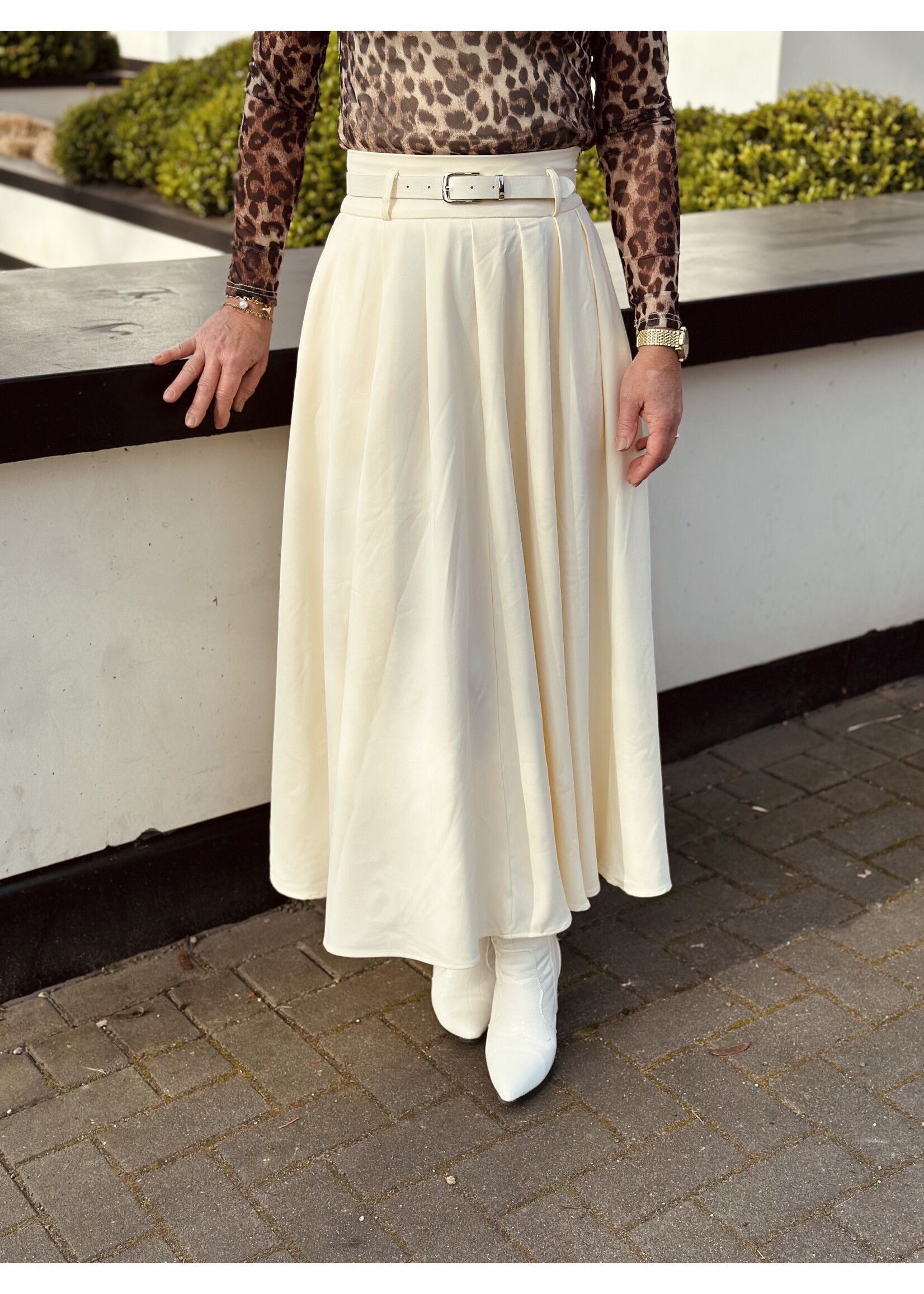 Meliana long skirt ecru