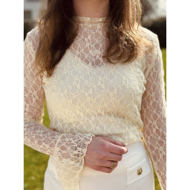 Emara broderie top yellow