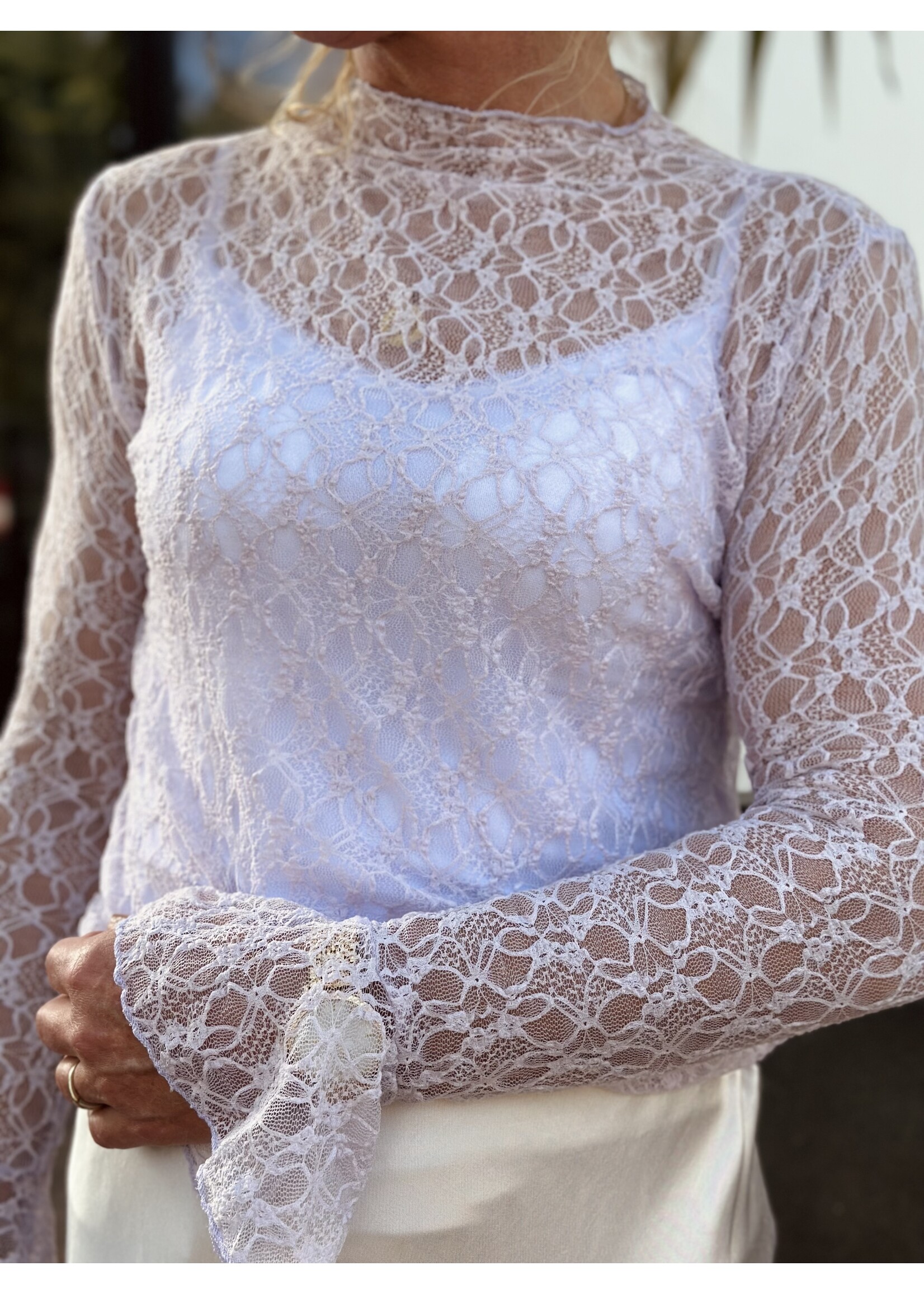 Yelte top broderie purple