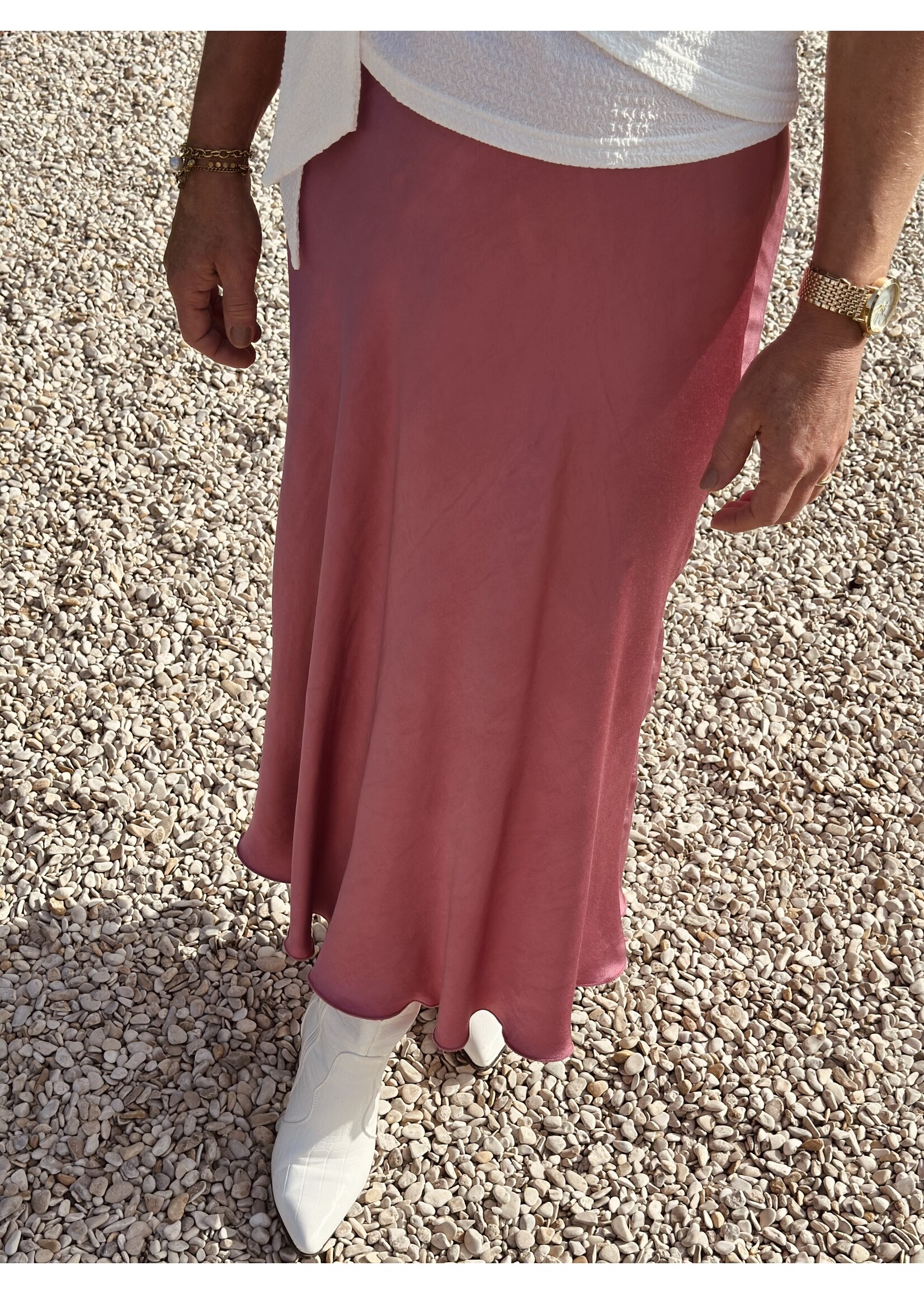 Lucie skirt satin dark pink One Size