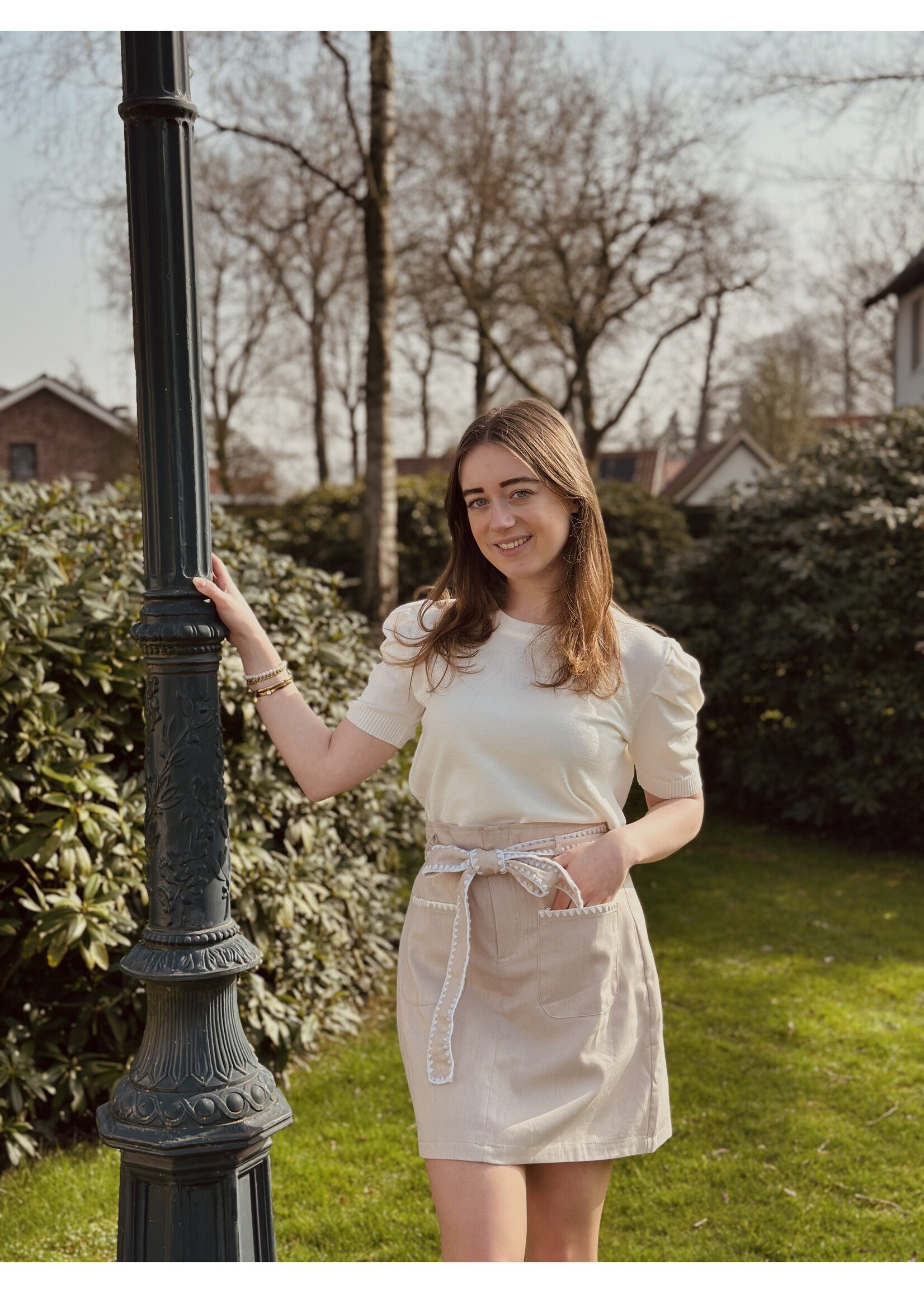 Milamae skirt beige/offwhite detail