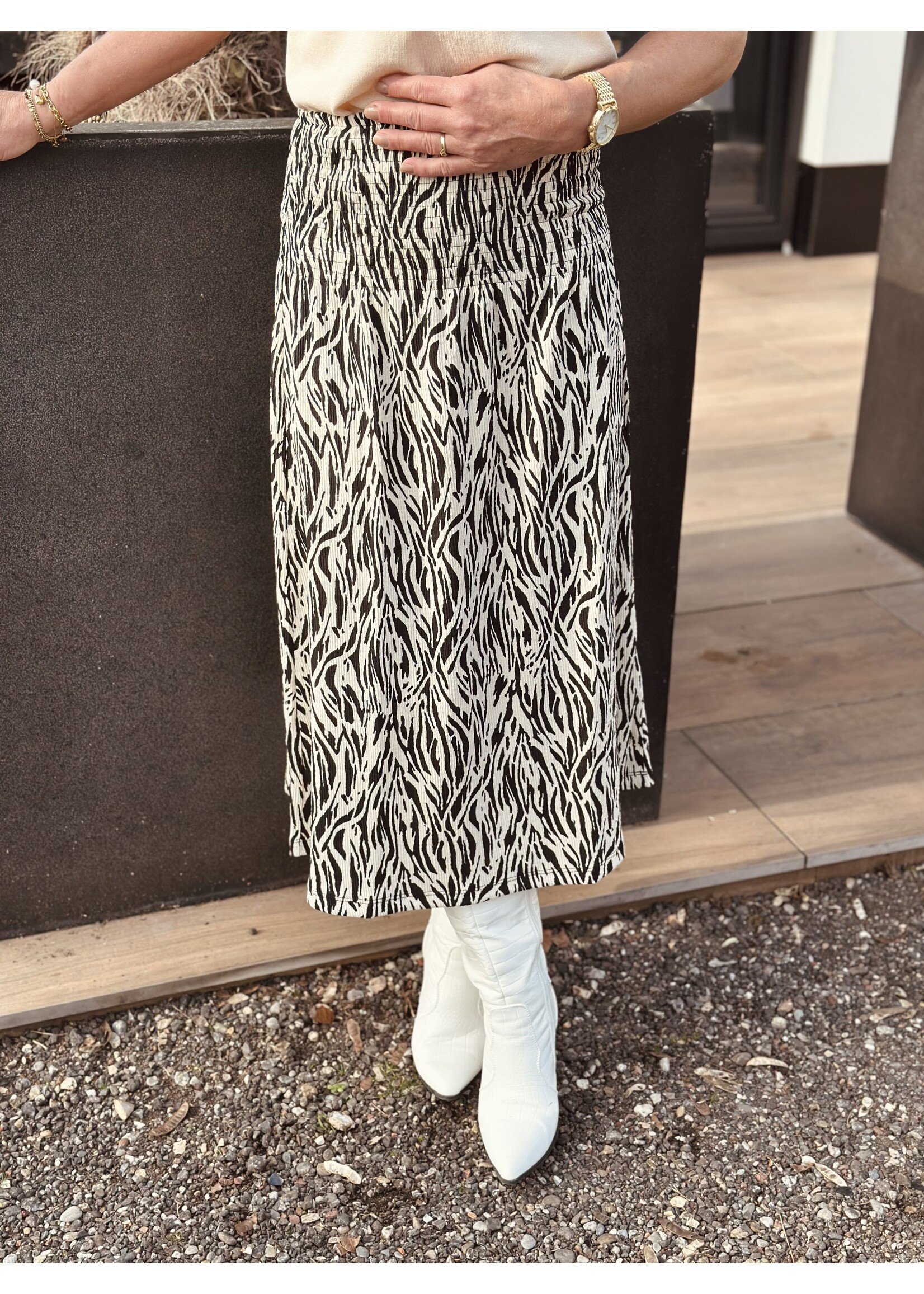 Eve long skirt black/beige print