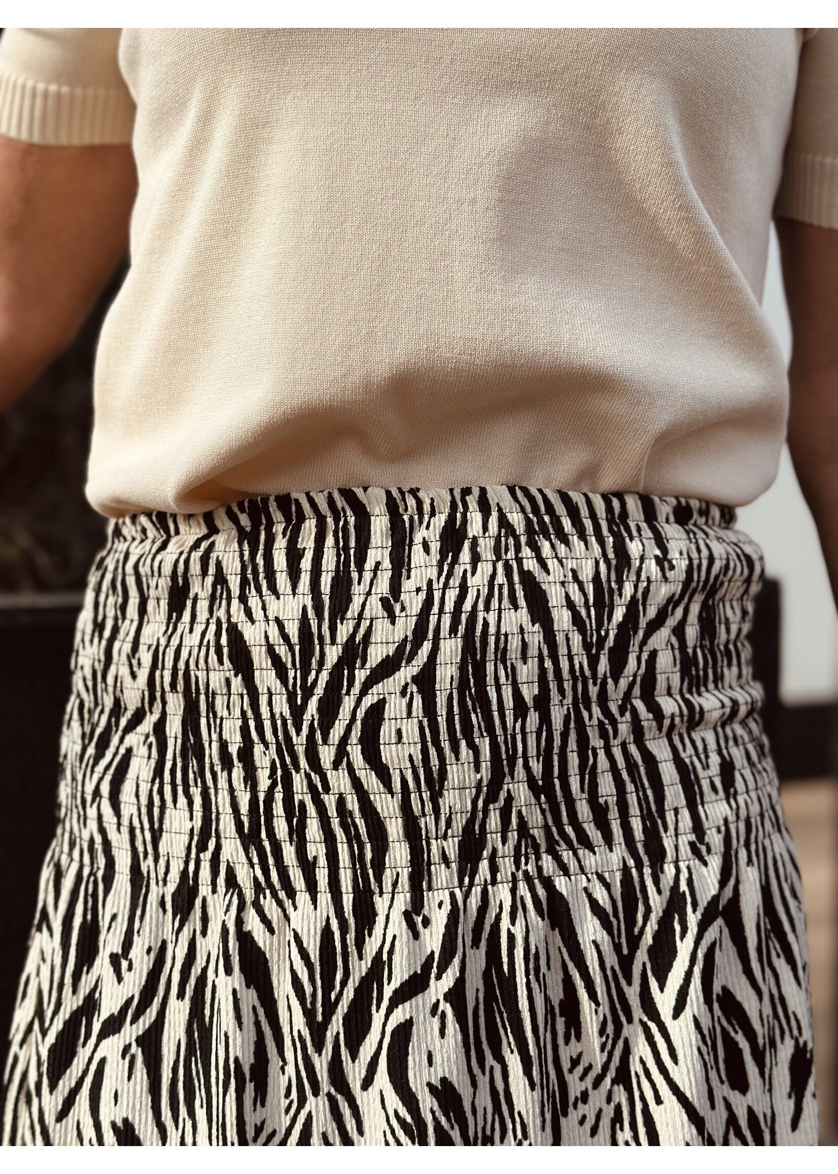 Eve long skirt black/beige print