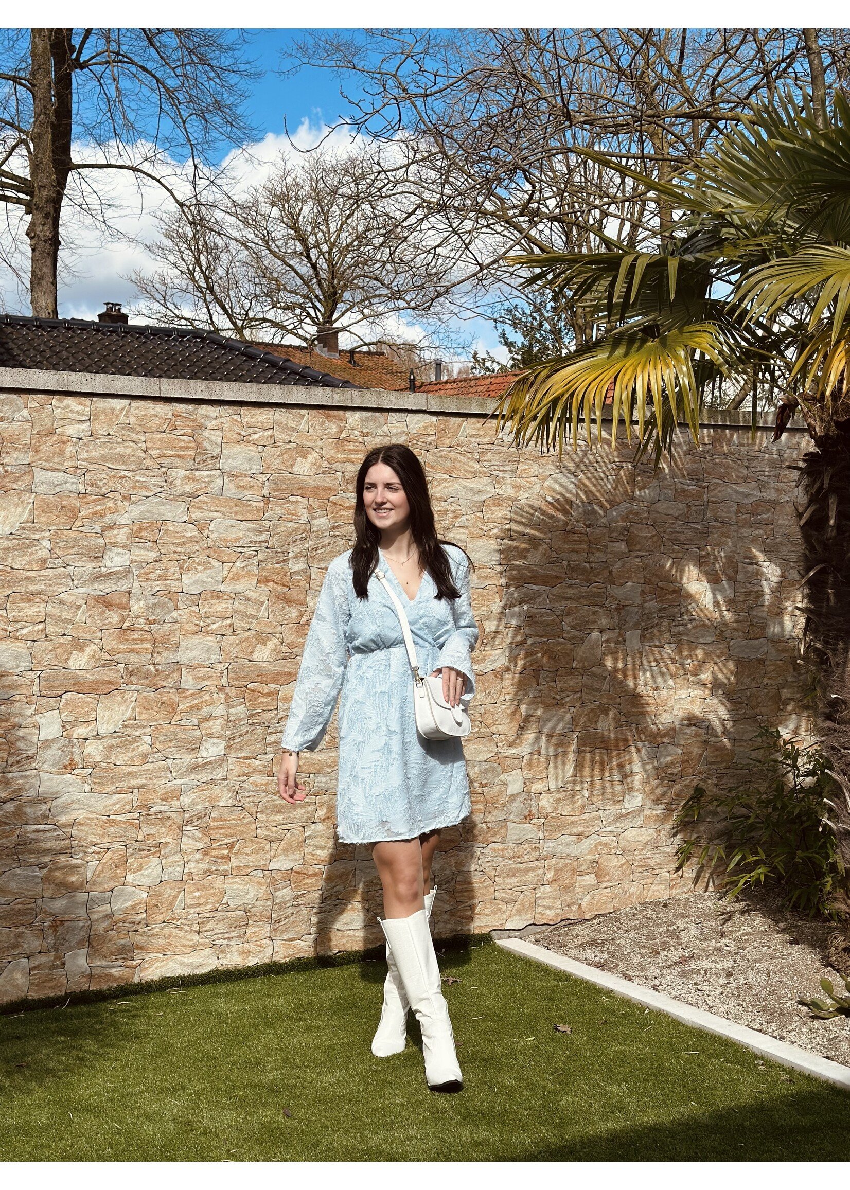 Aloena dress light blue