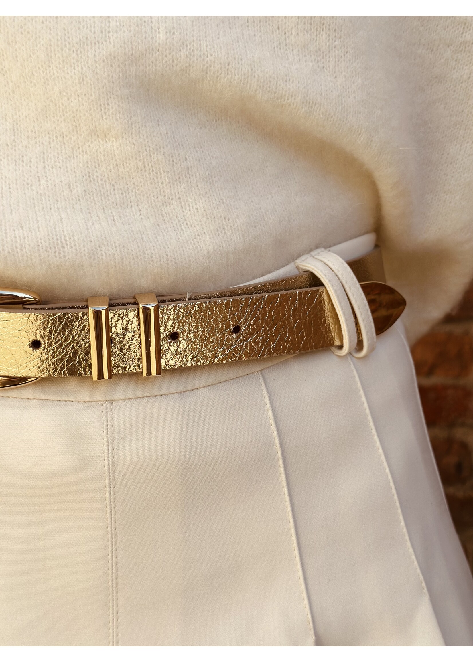 Clara belt gold