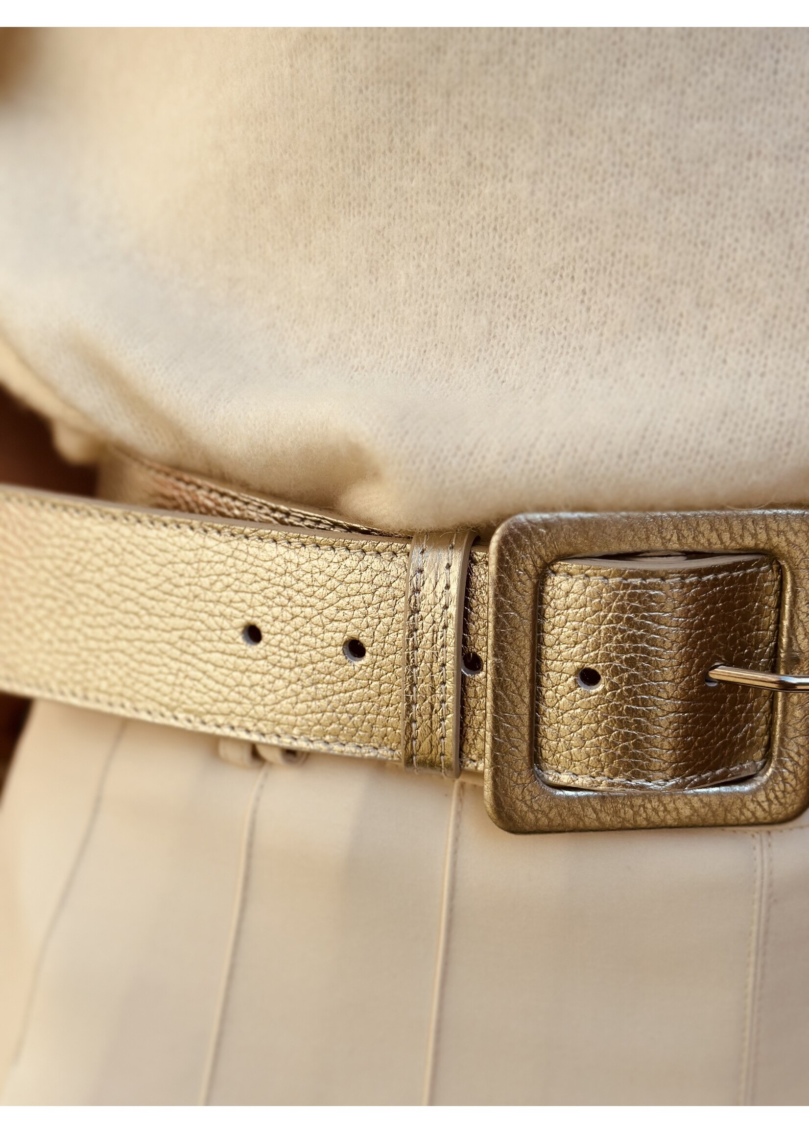 Isha belt leather look gold