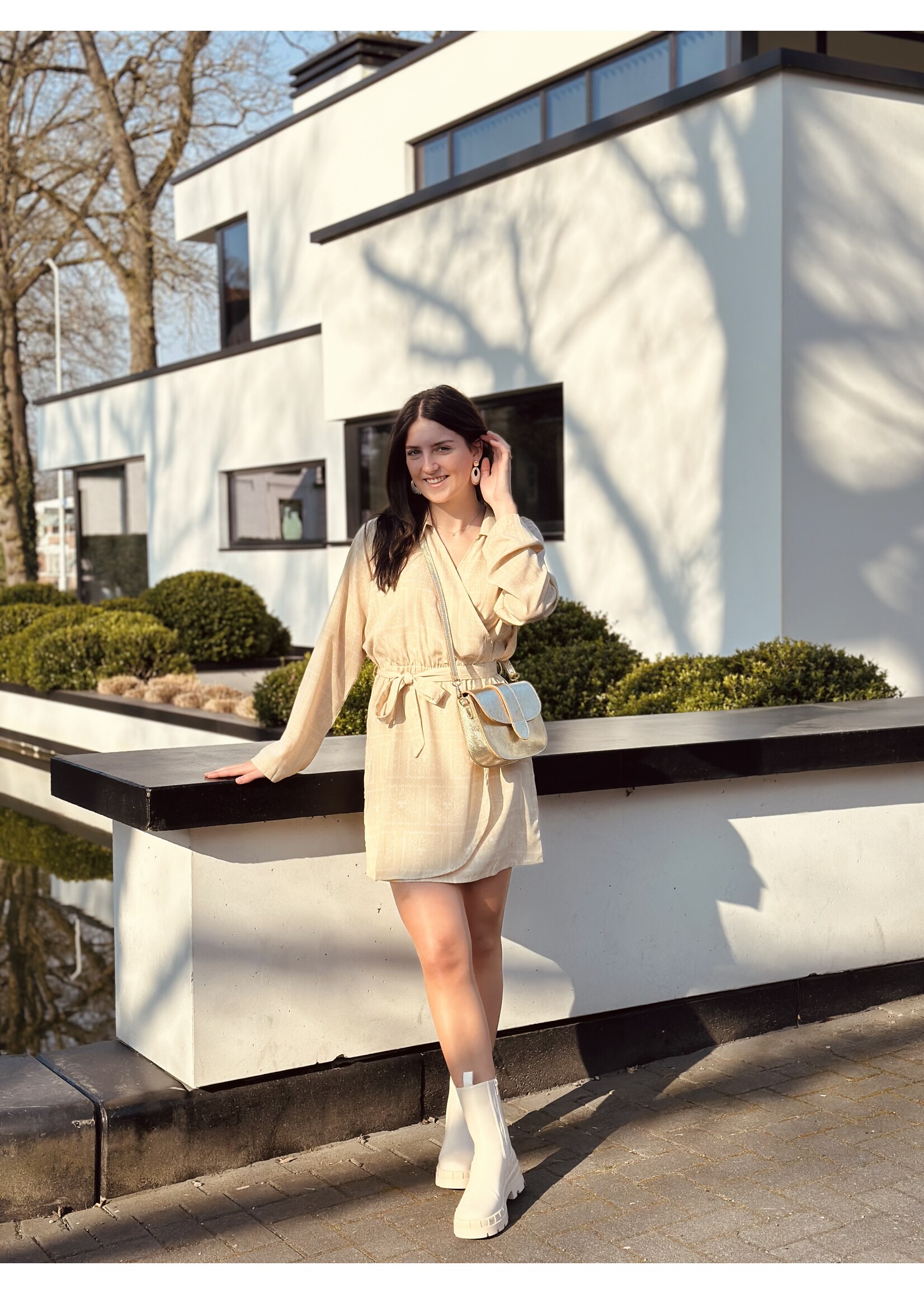 Lofty Manner Lofty Manner Micah dress beige