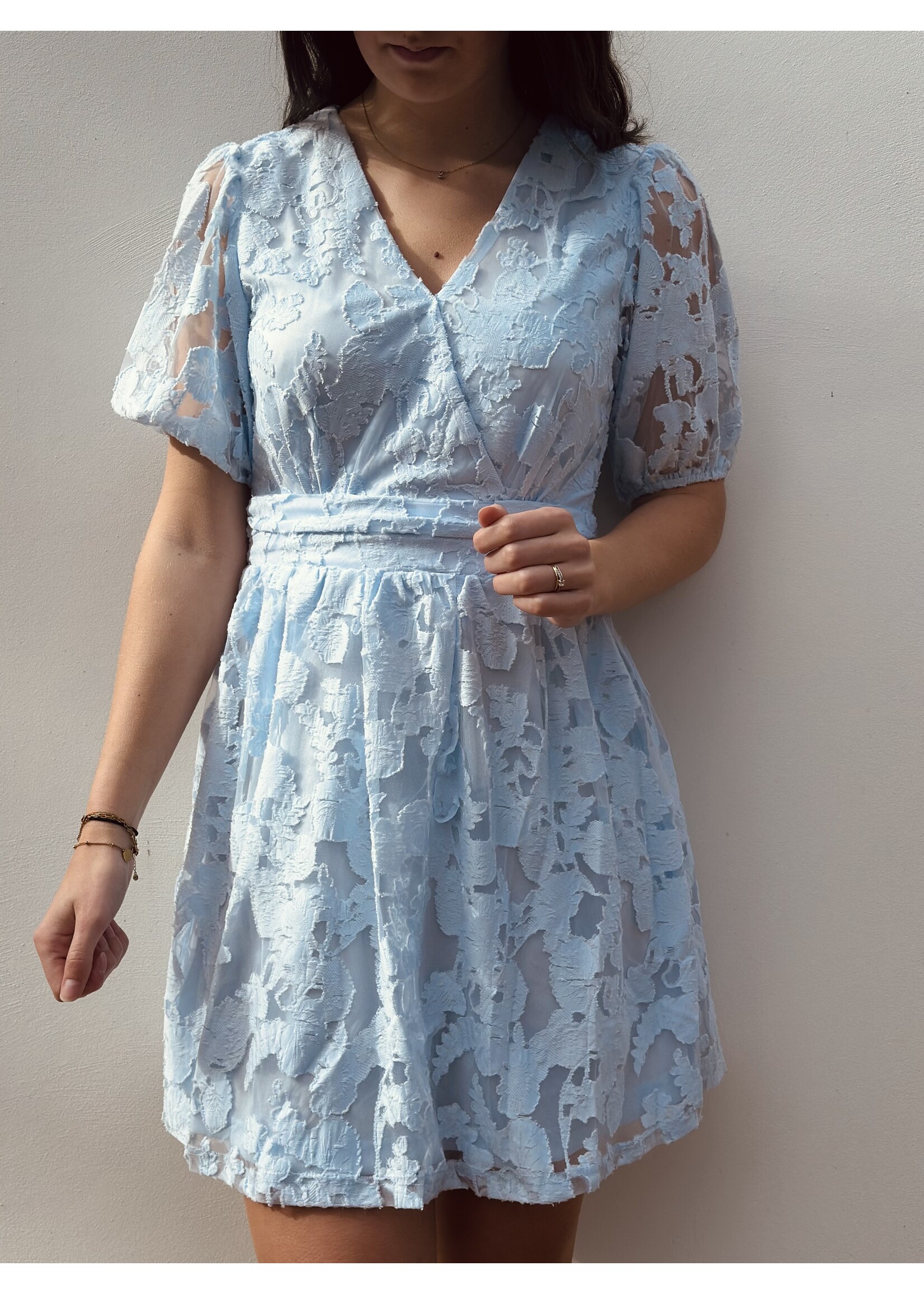 Sisters Point Sisters Point Lotte broderie dress blue