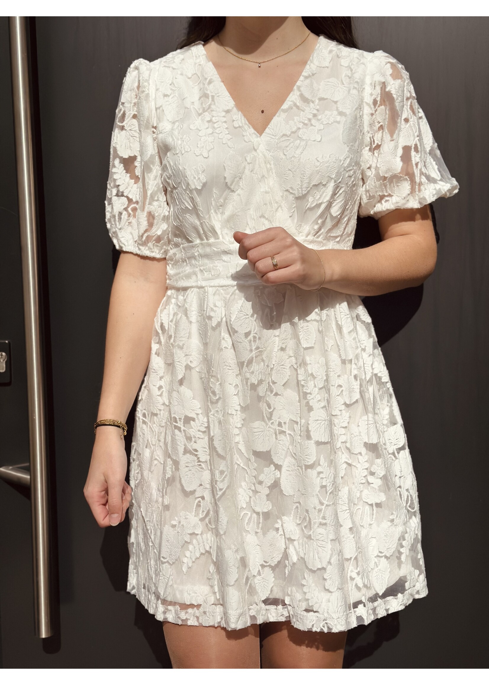 Sisters Point Sisters Point Lotte broderie dress white