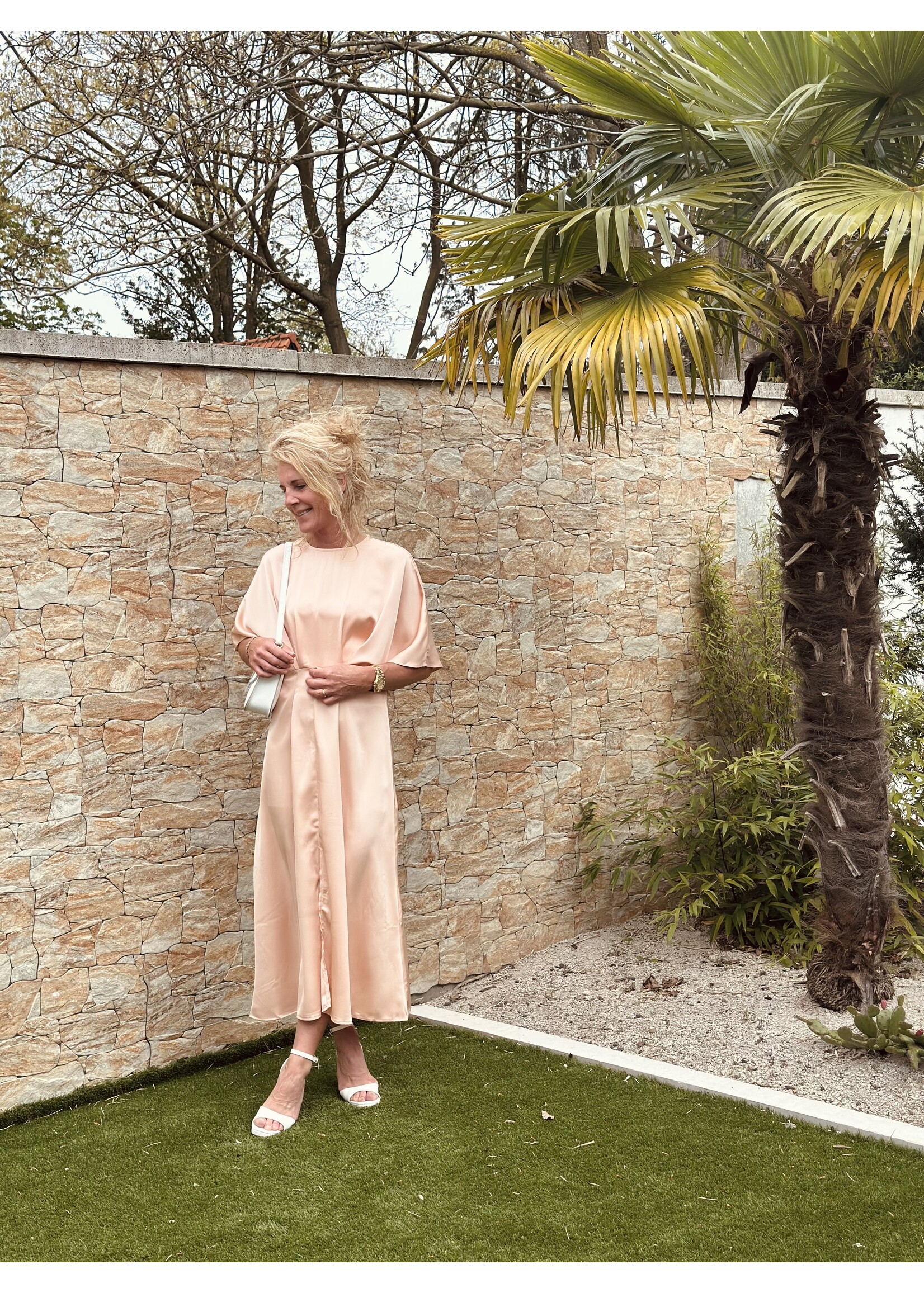 Helena long dress satin peach