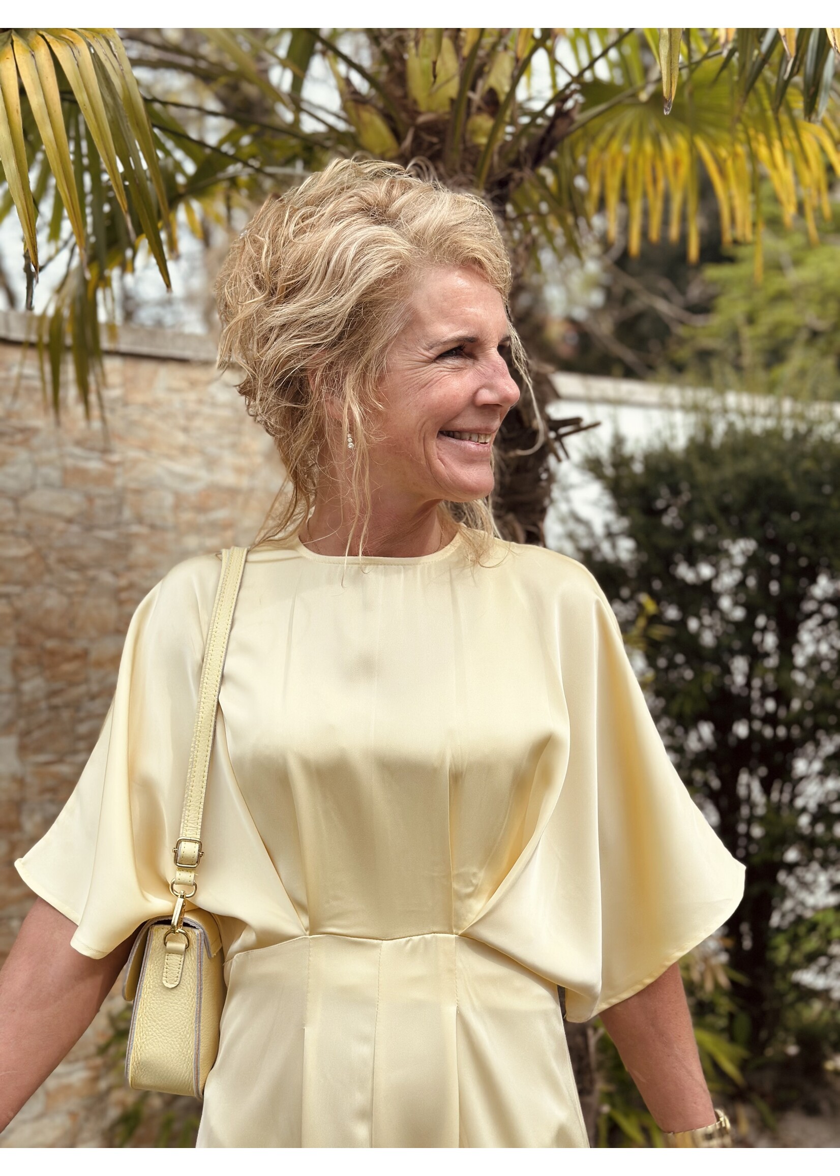 Helena long dress satin yellow
