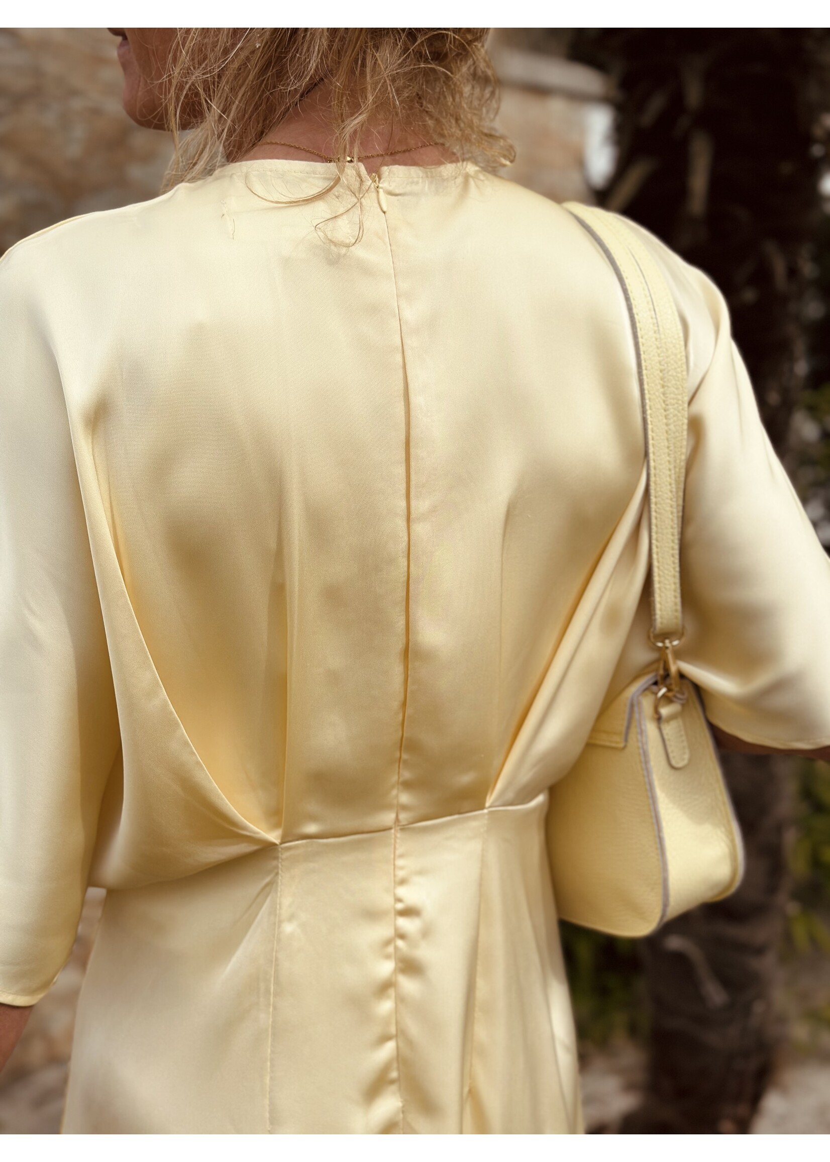 Helena long dress satin yellow