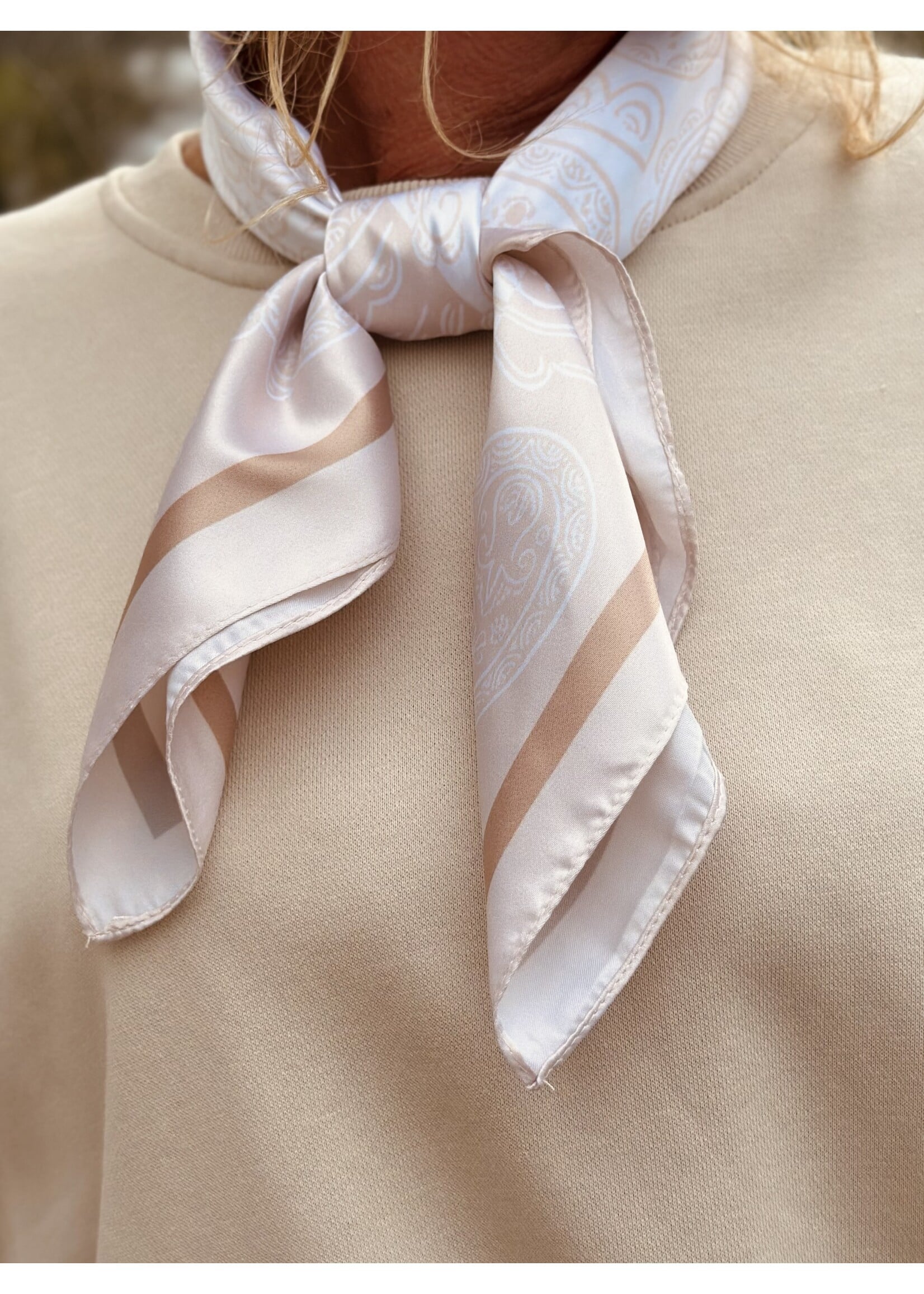 Bibi shawl beige/offwhite print One Size