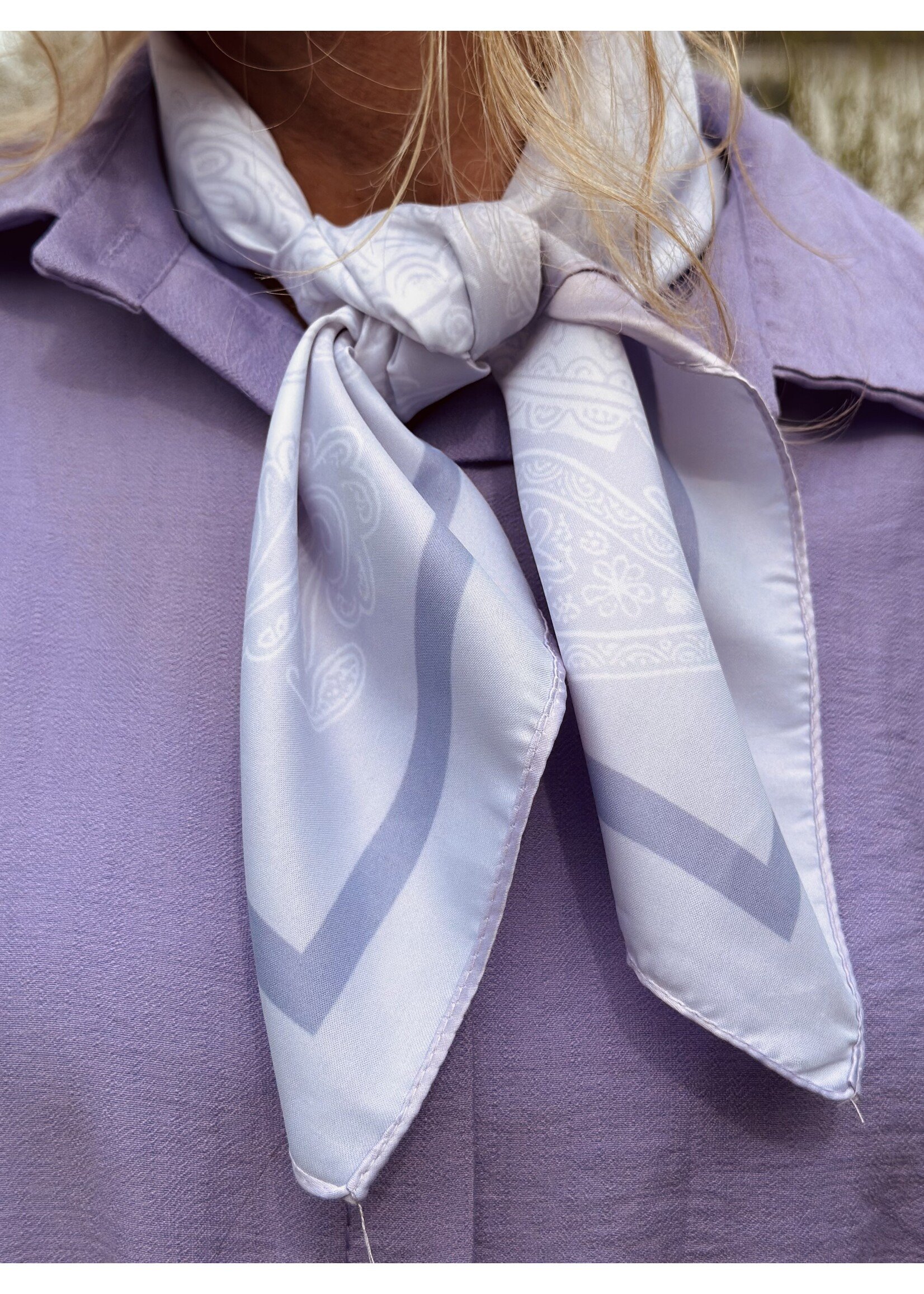 Bibi shawl purple/white print One Size