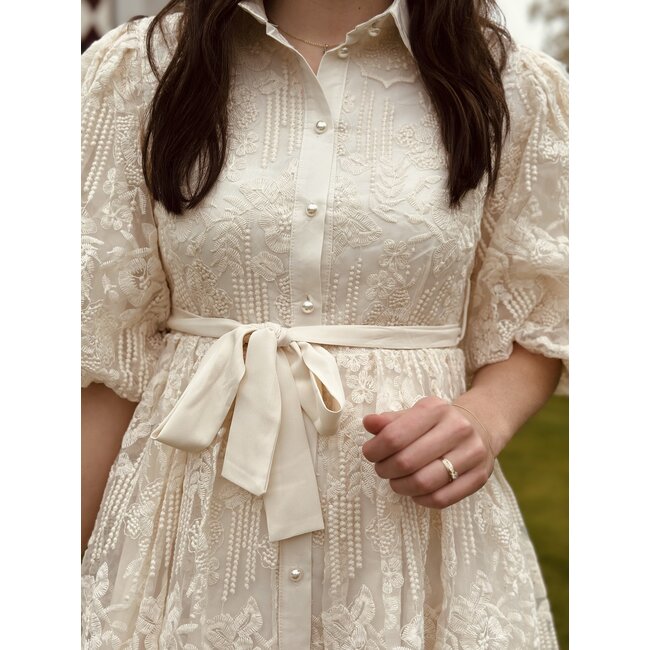 Yrene broderie dress ecru
