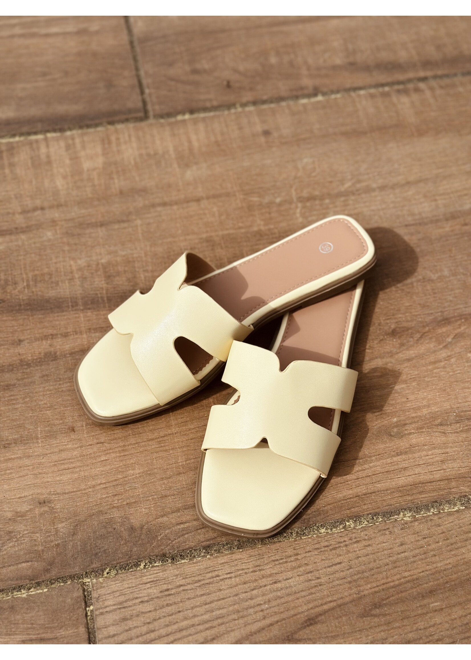 Sharona slipper yellow