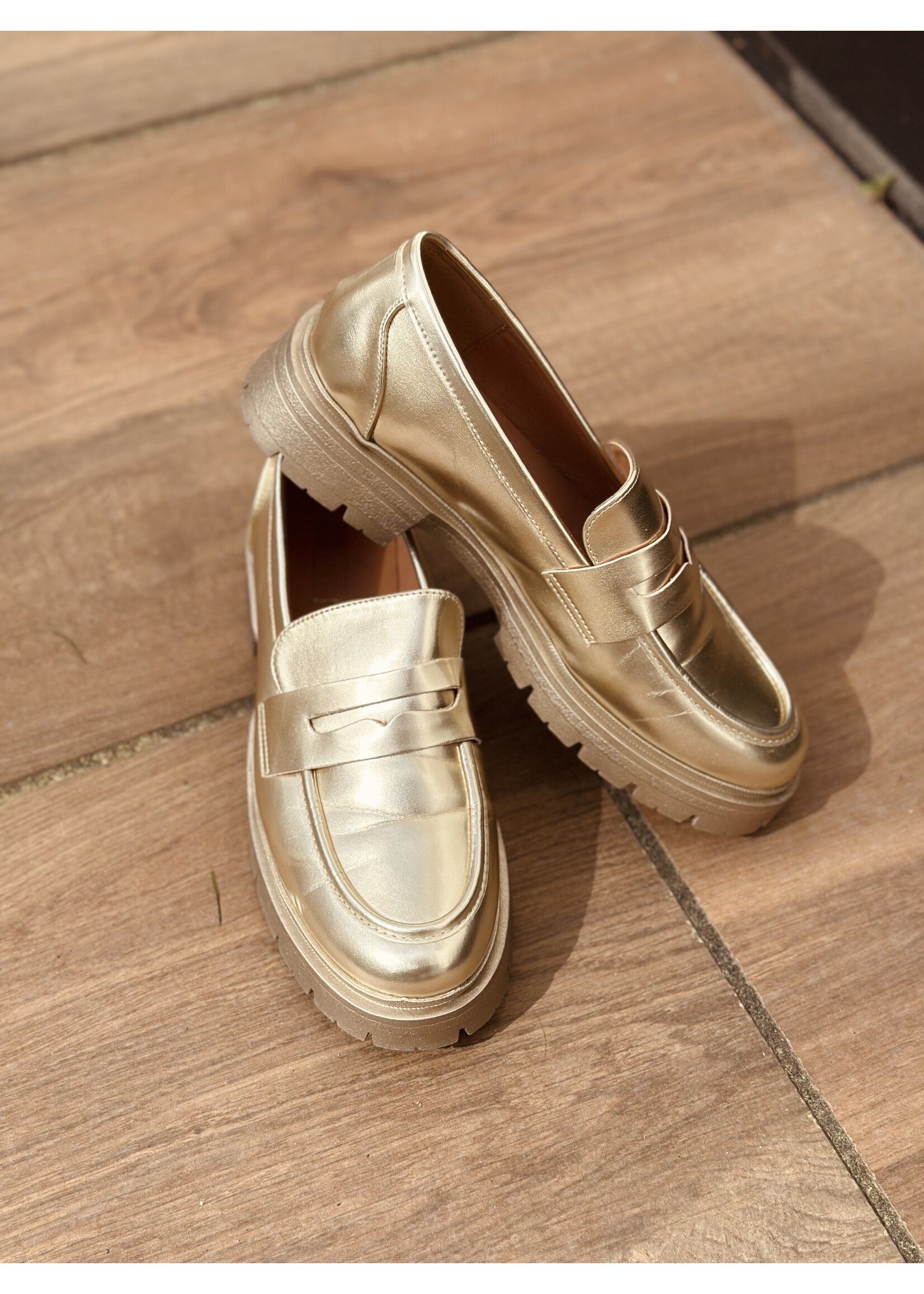 Mintha loafers gold