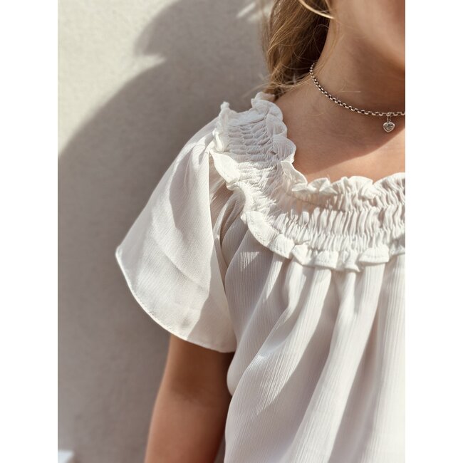 Janiene top white
