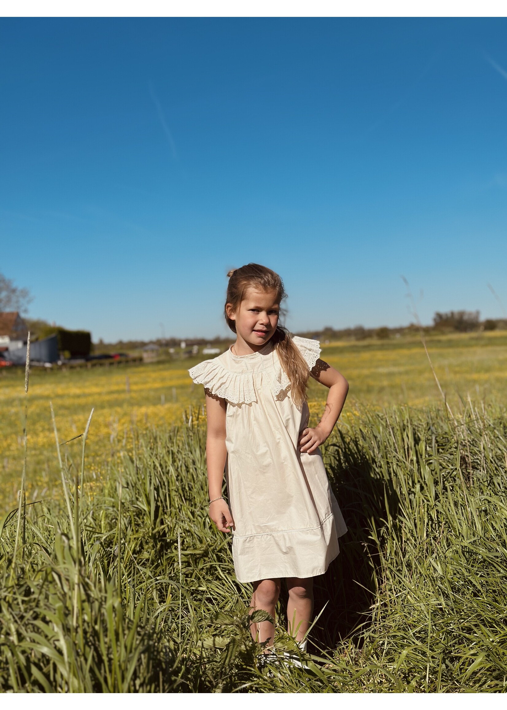 Liara dress broderie beige