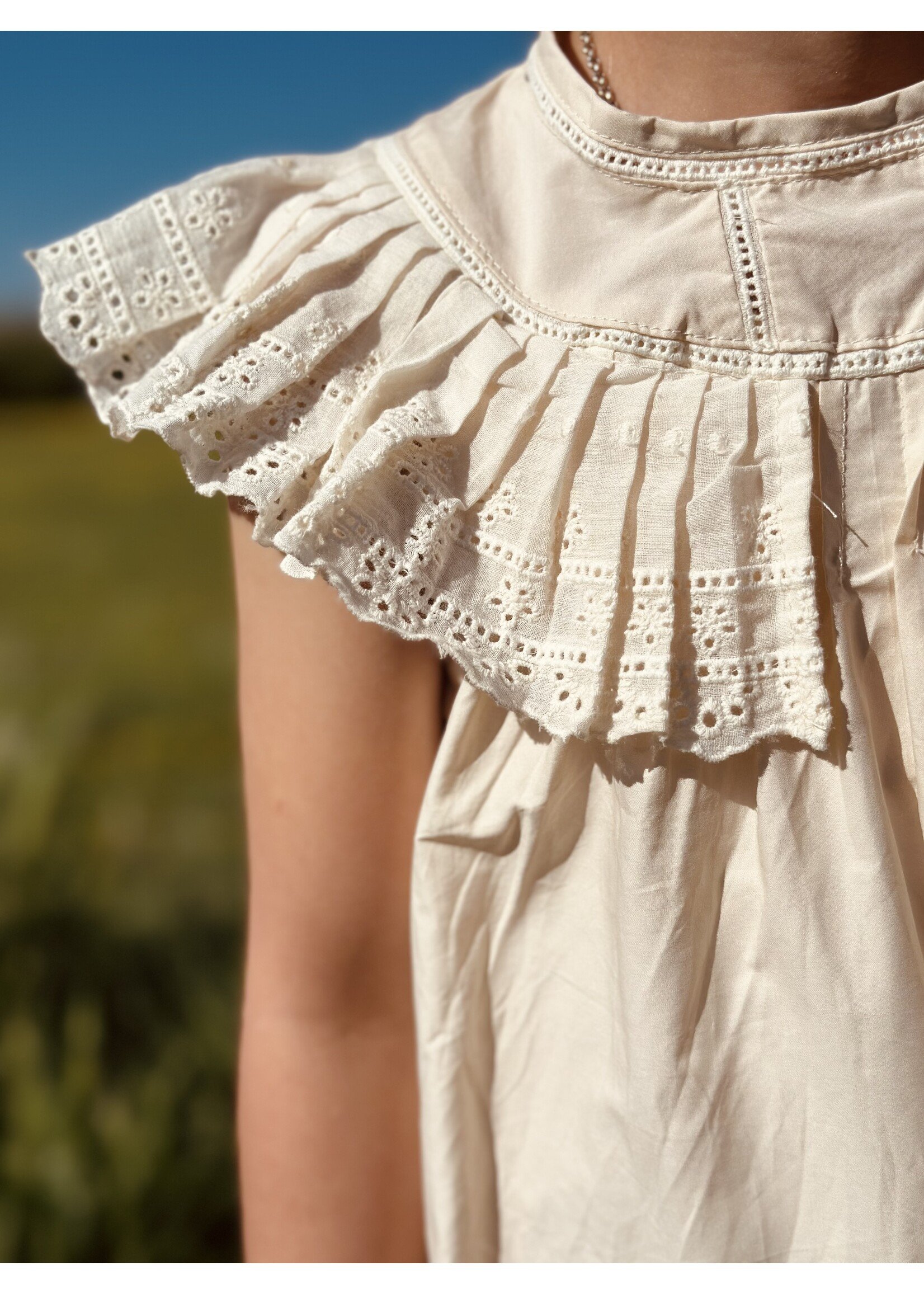 Liara dress broderie beige