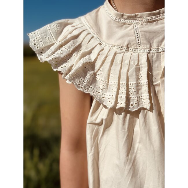 Liara dress broderie beige