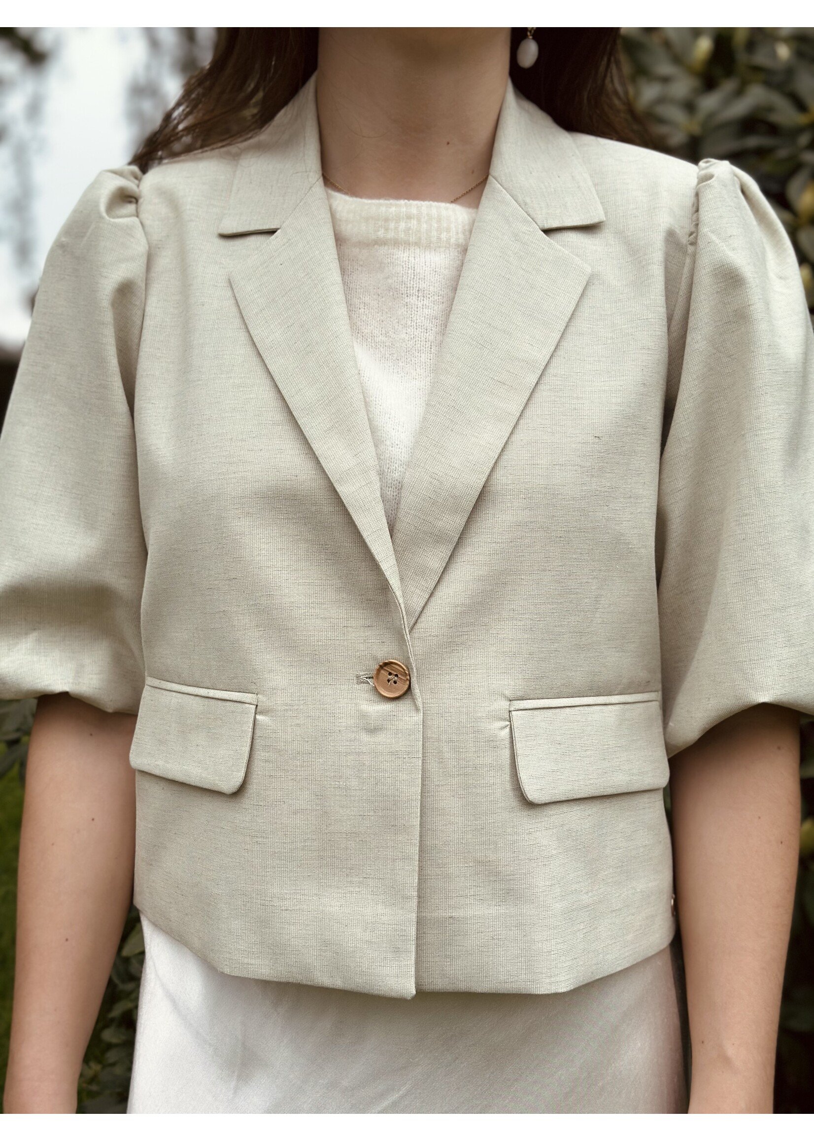 Elvira Yara blazer green
