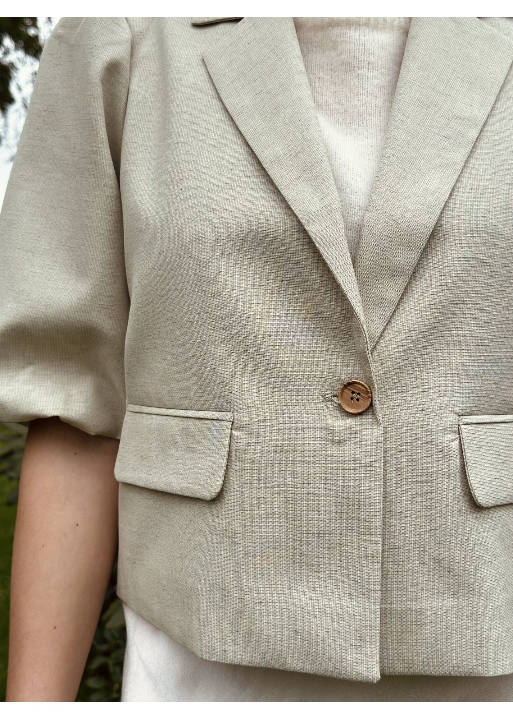 Elvira Yara blazer green