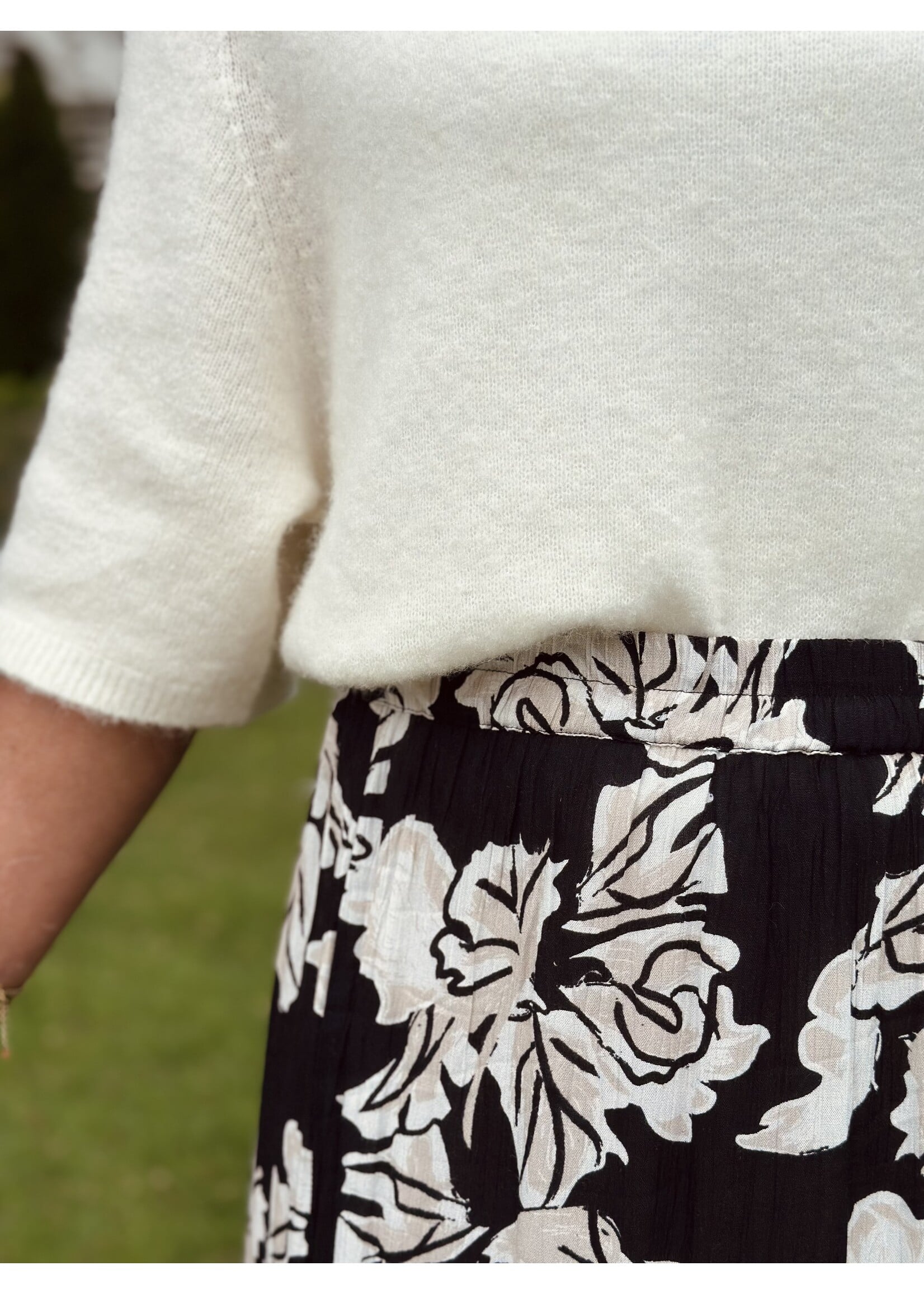 Ze-Ze Ze-Ze Finja skirt black/white print