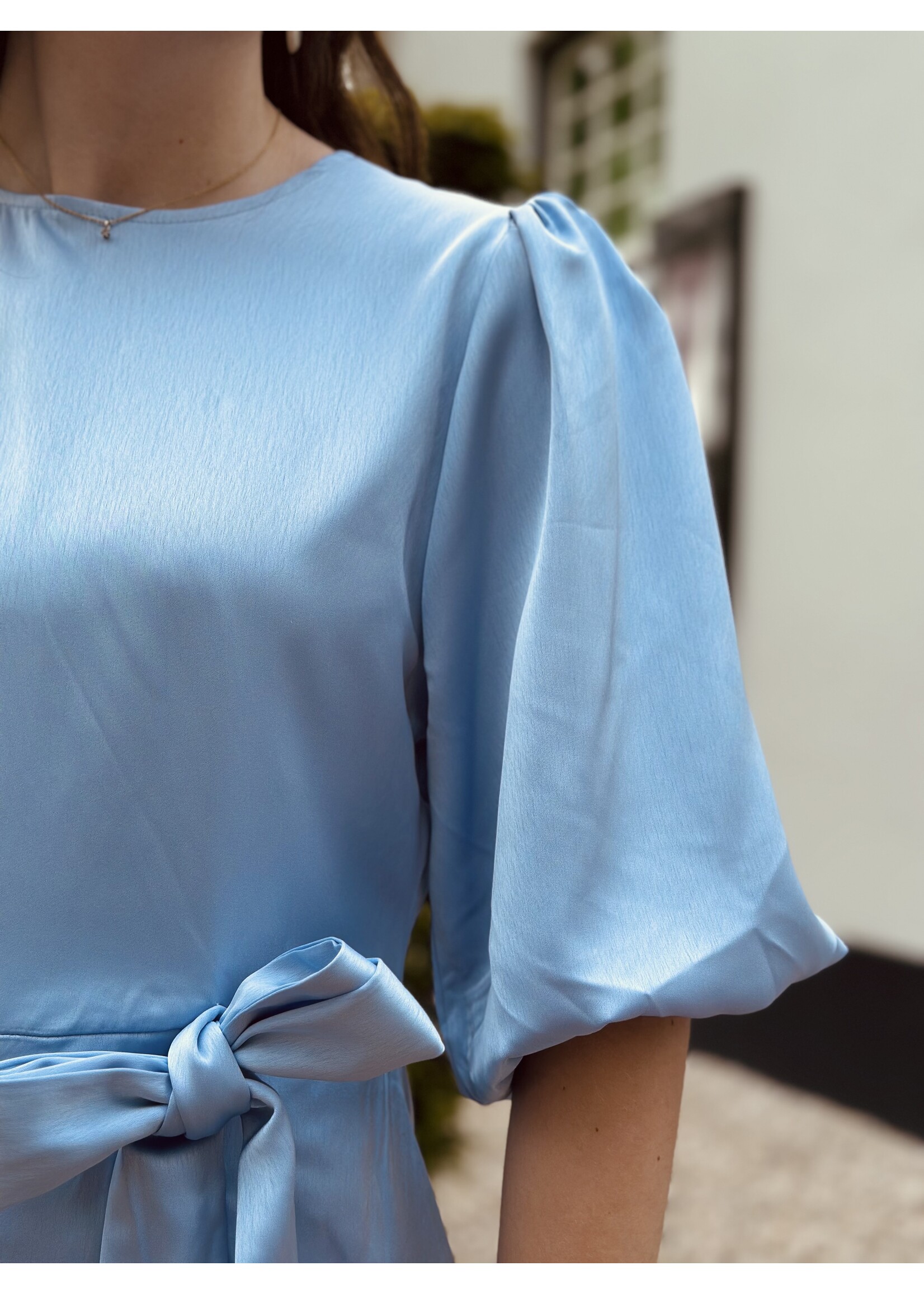 Jolanda satin dress light blue