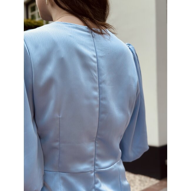 Jolanda satin dress light blue