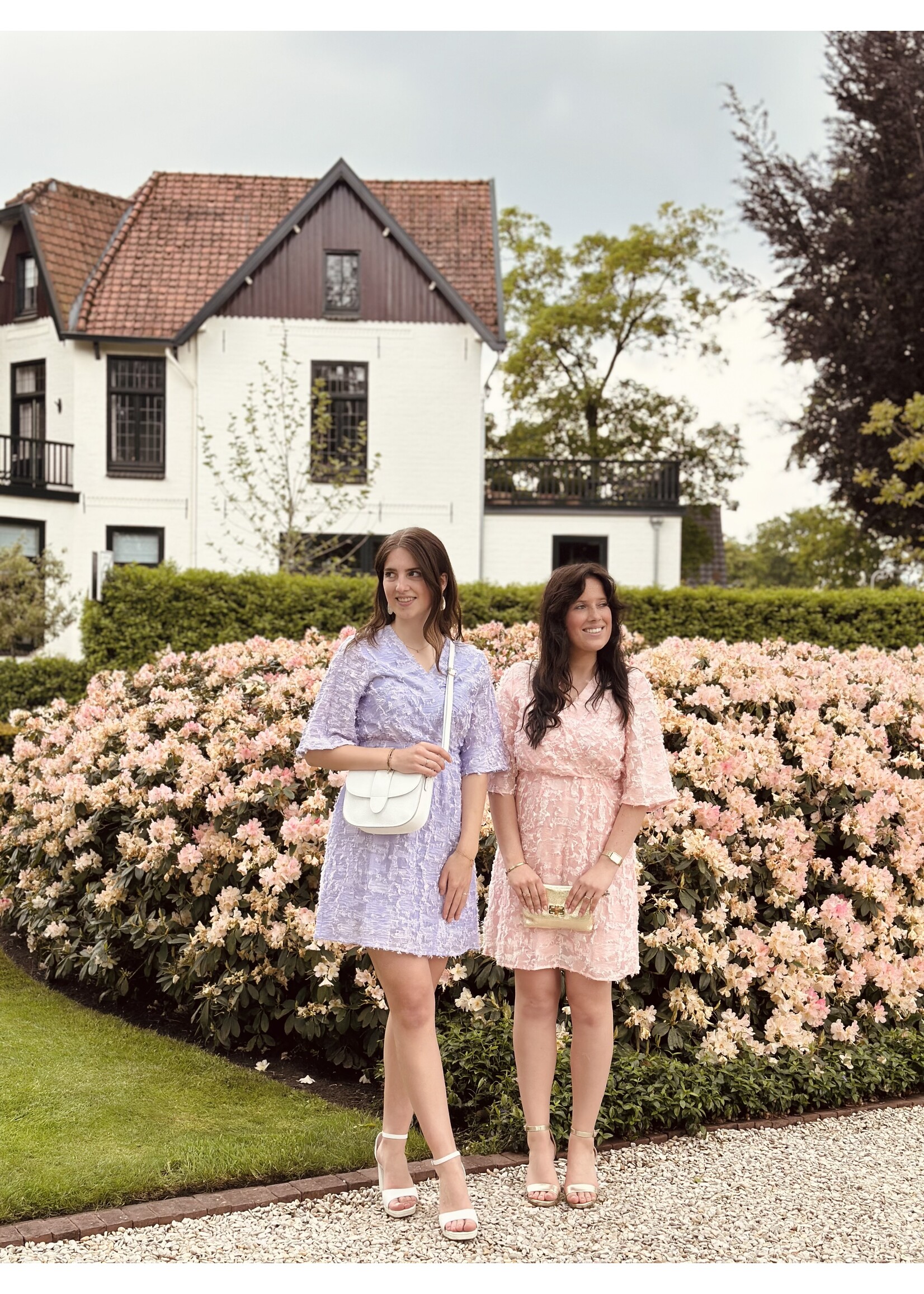Renske dress feather light pink
