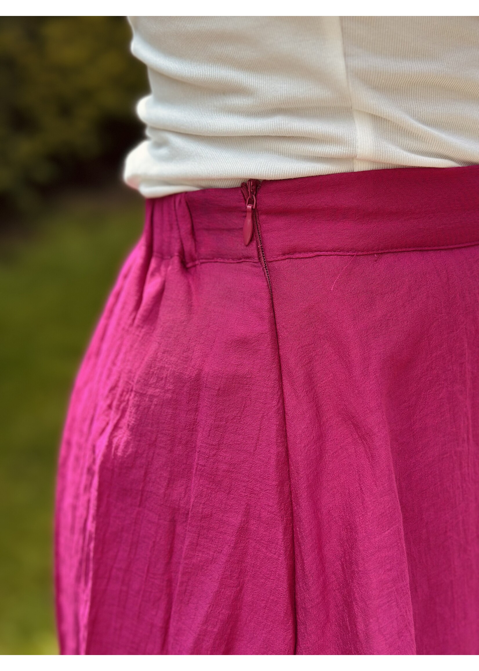 Lofty Manner Lofty Manner Jenna skirt fuchsia