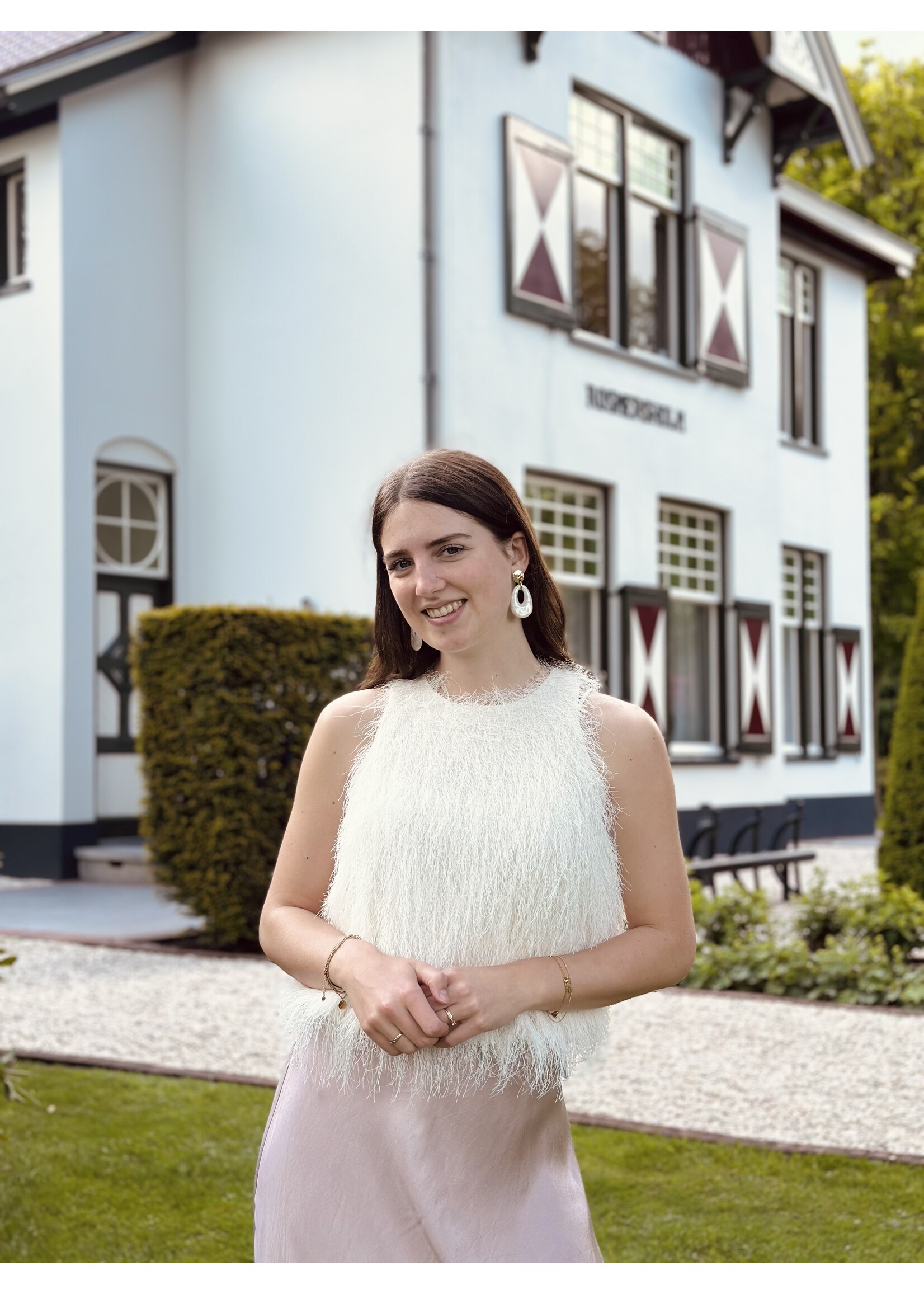 Jarina feather top offwhite