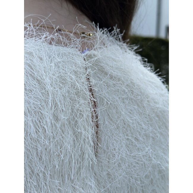 Jarina feather top offwhite