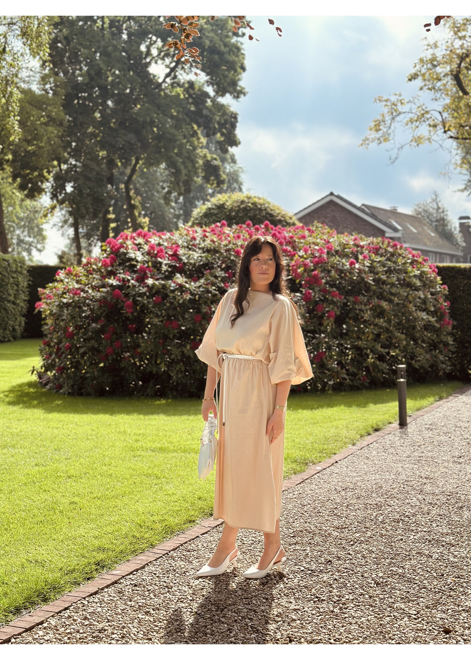 Indya long dress beige One Size