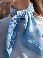 Bibi shawl light blue panter print One Size