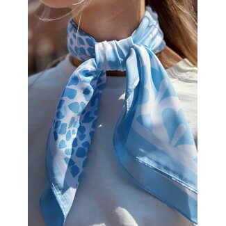 Bibi shawl light blue panter print One Size