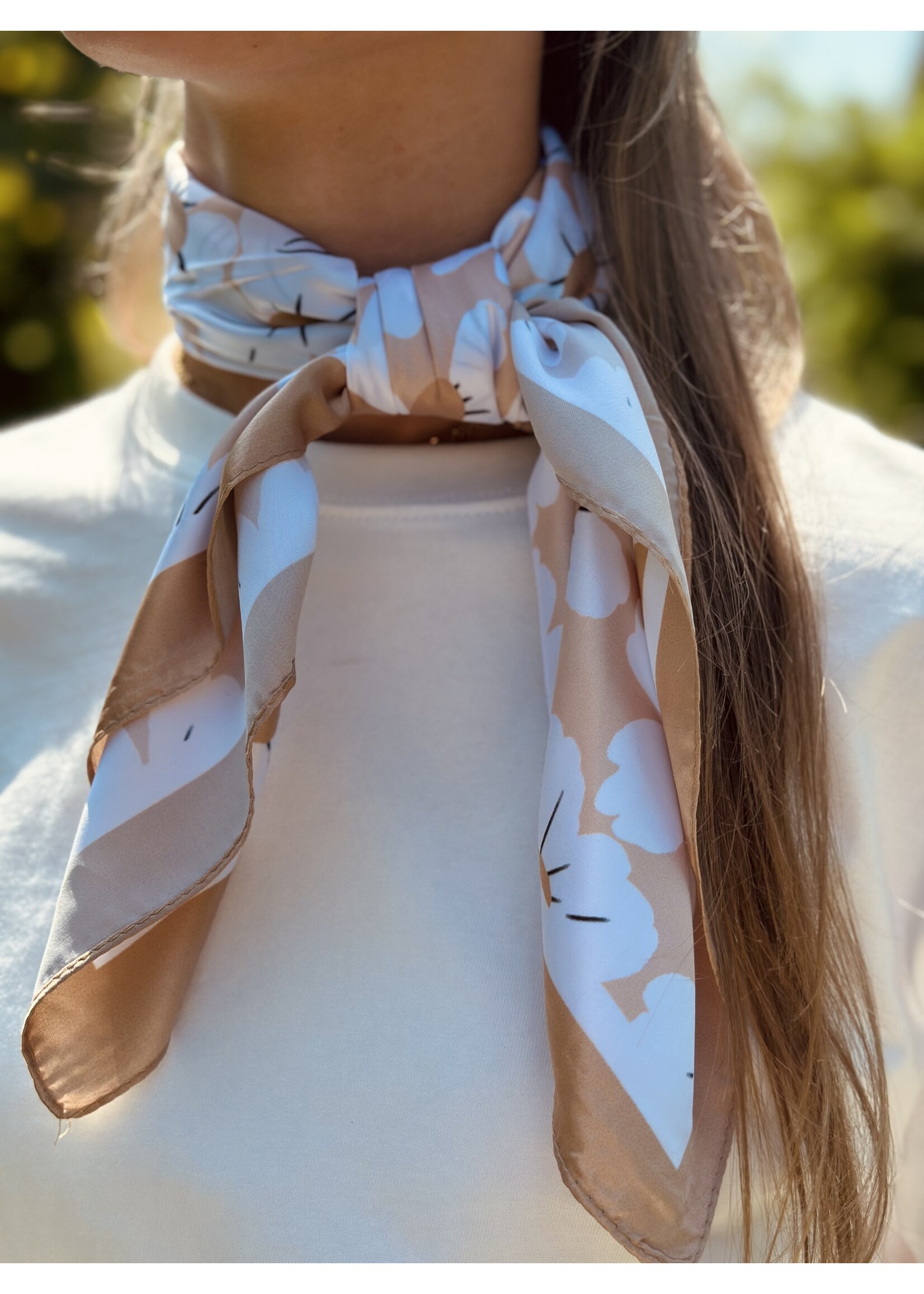 Bibi shawl beige flower print One Size