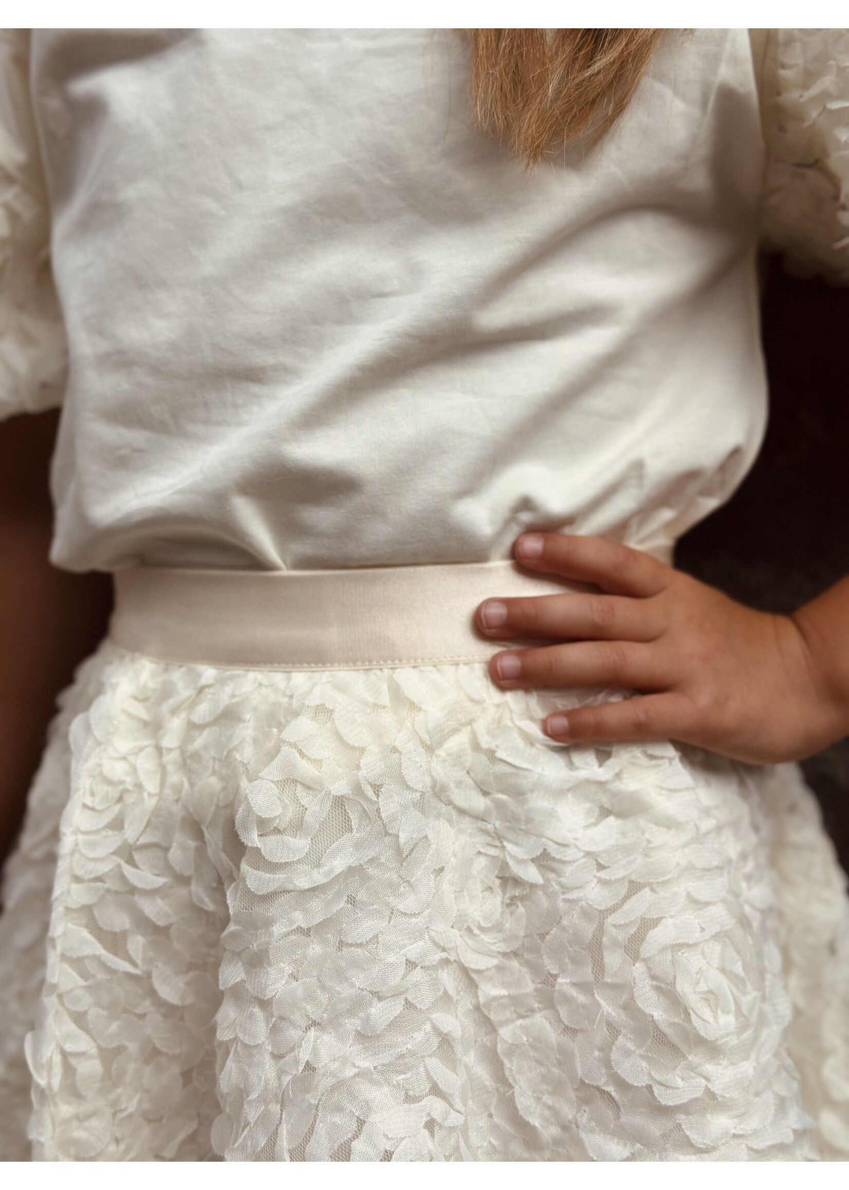 Merel set T-shirt + skirt beige