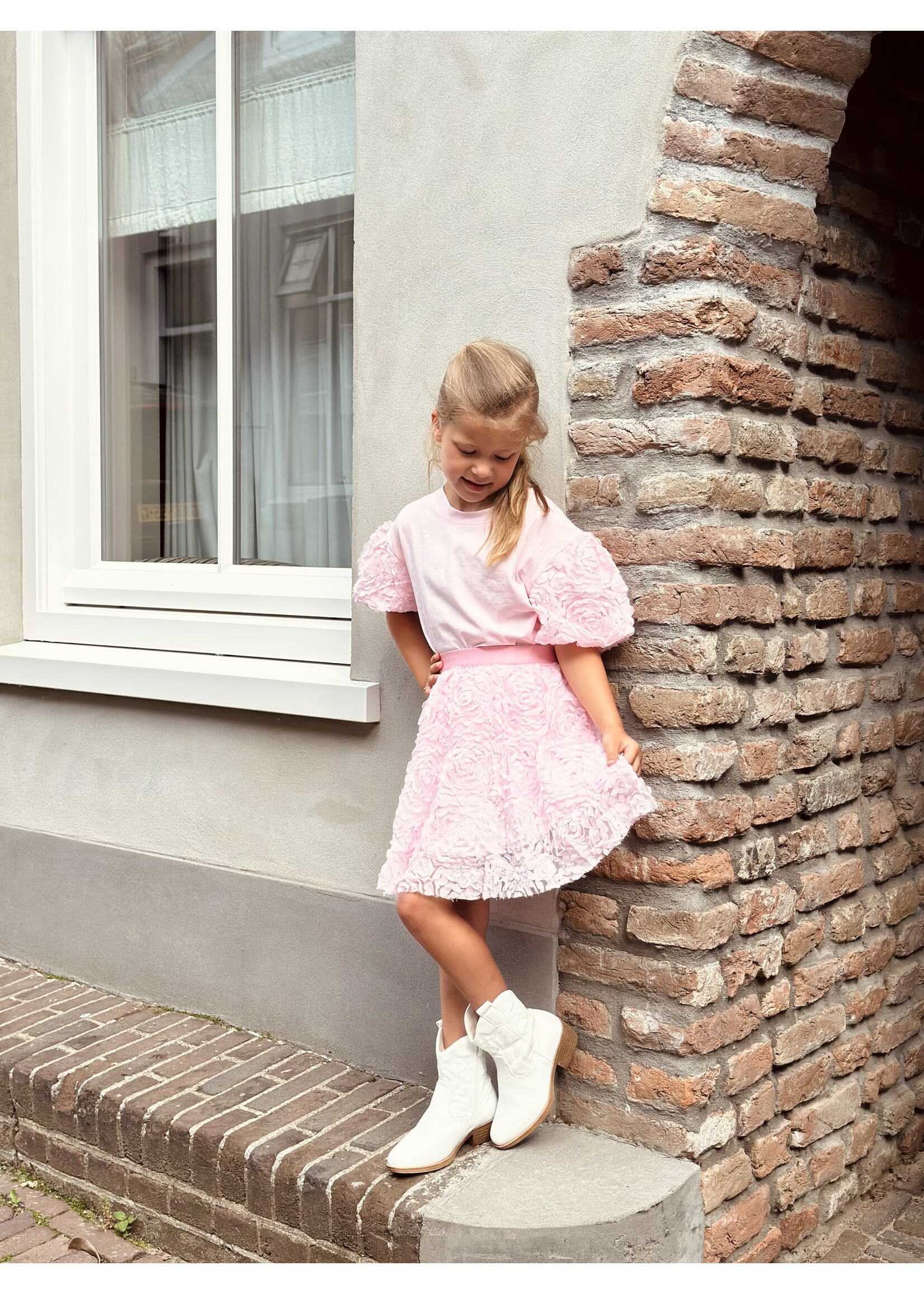 Merel set T-shirt + skirt light pink