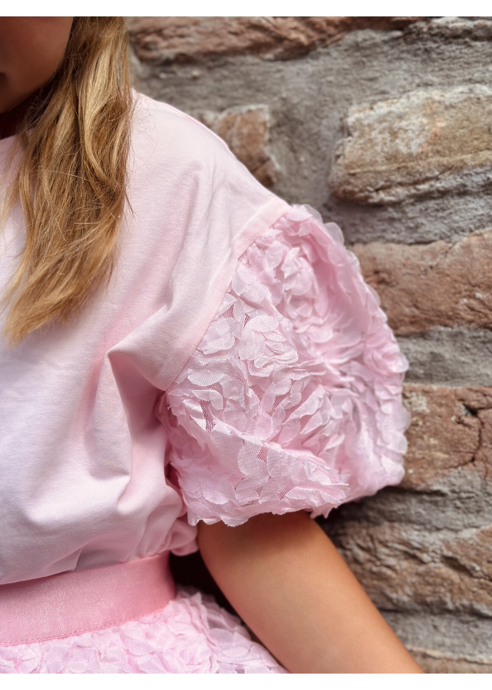 Merel set T-shirt + skirt light pink