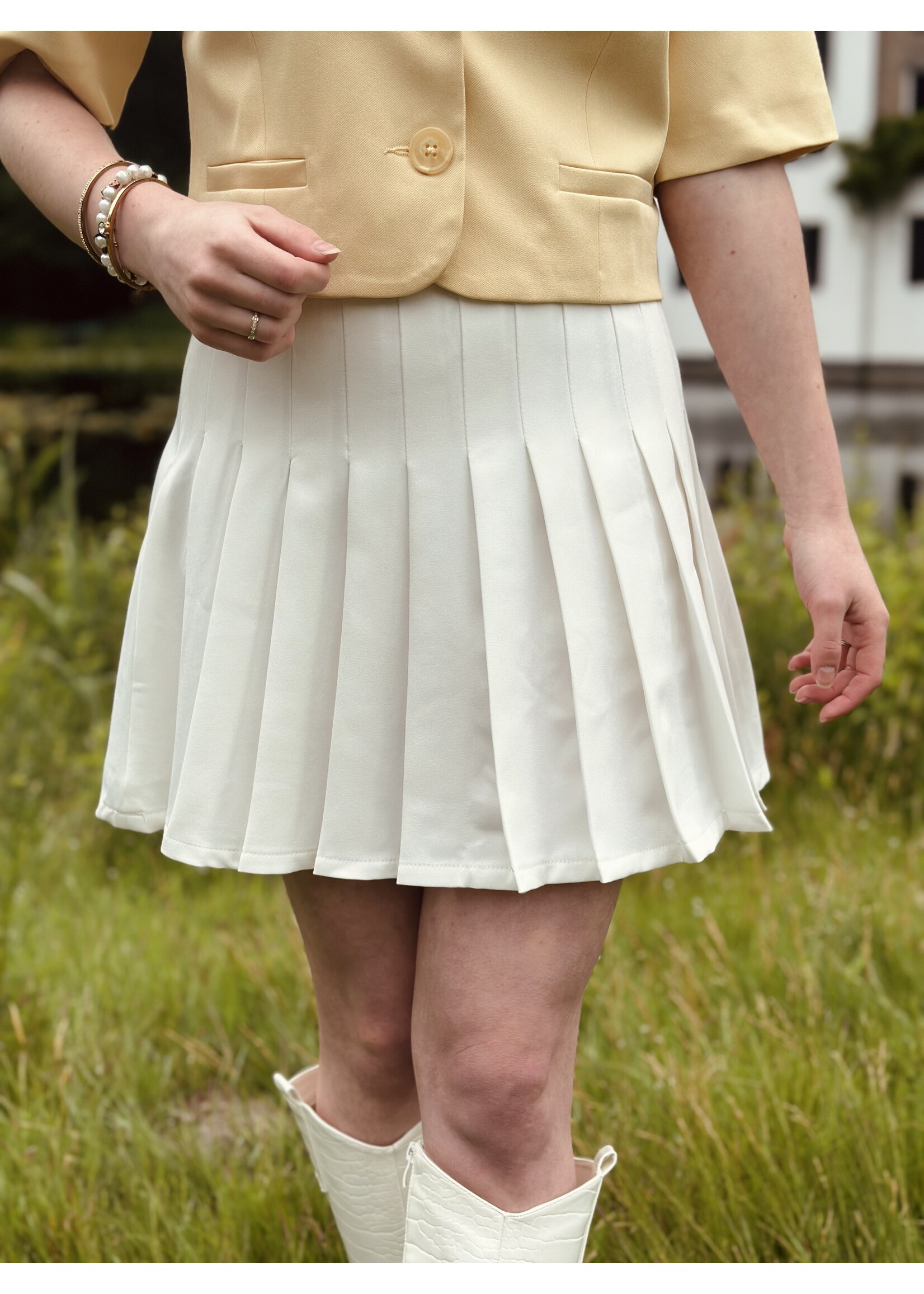 Kristel plissé skirt offwhite