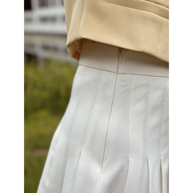 Kristel plissé skirt offwhite