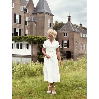 Theresia dress broderie white