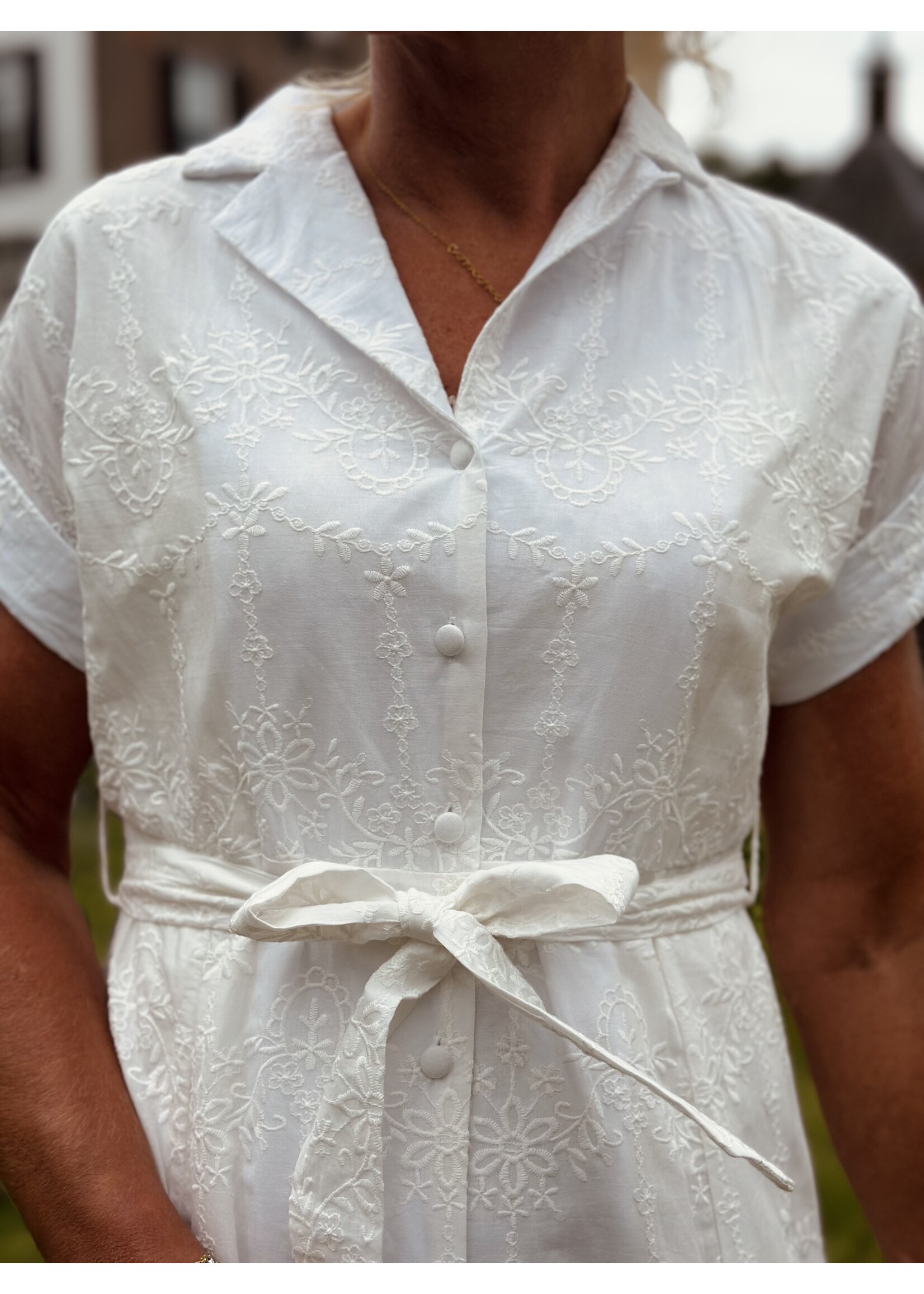 Theresia dress broderie white