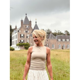 Deriana top taupe