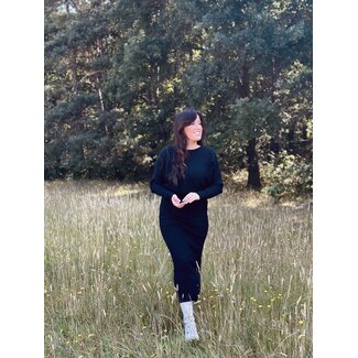 Liena set sweater + skirt black One Size