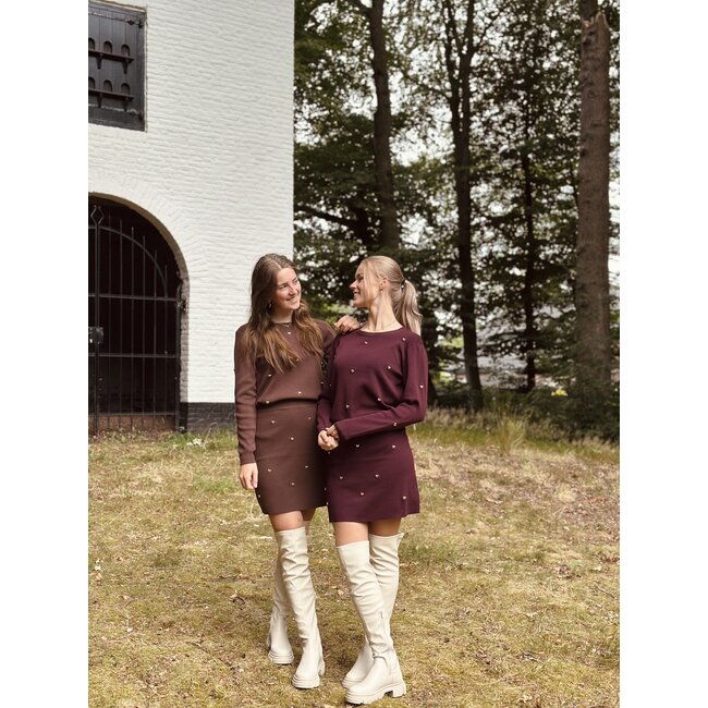 Julane skirt bordeaux red gold detail