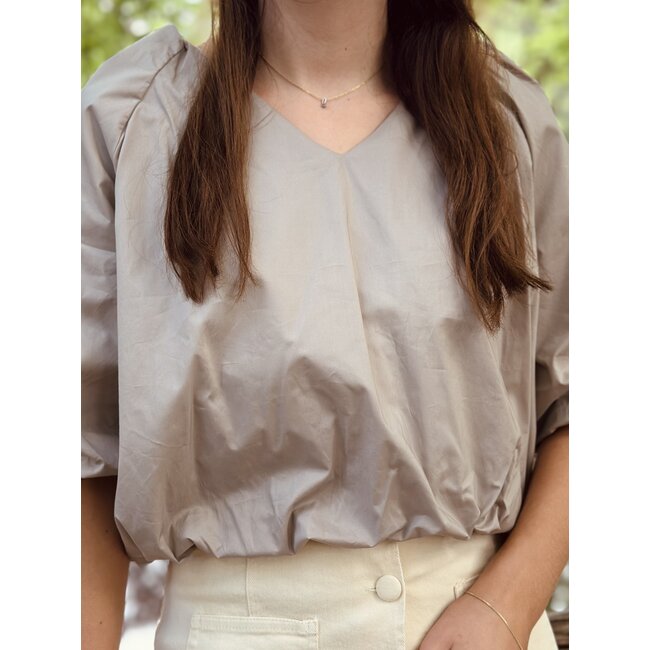 Emila blouse taupe One Size
