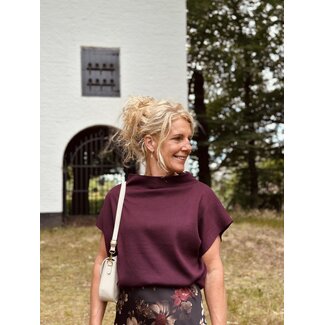 Adriana top bordeaux red